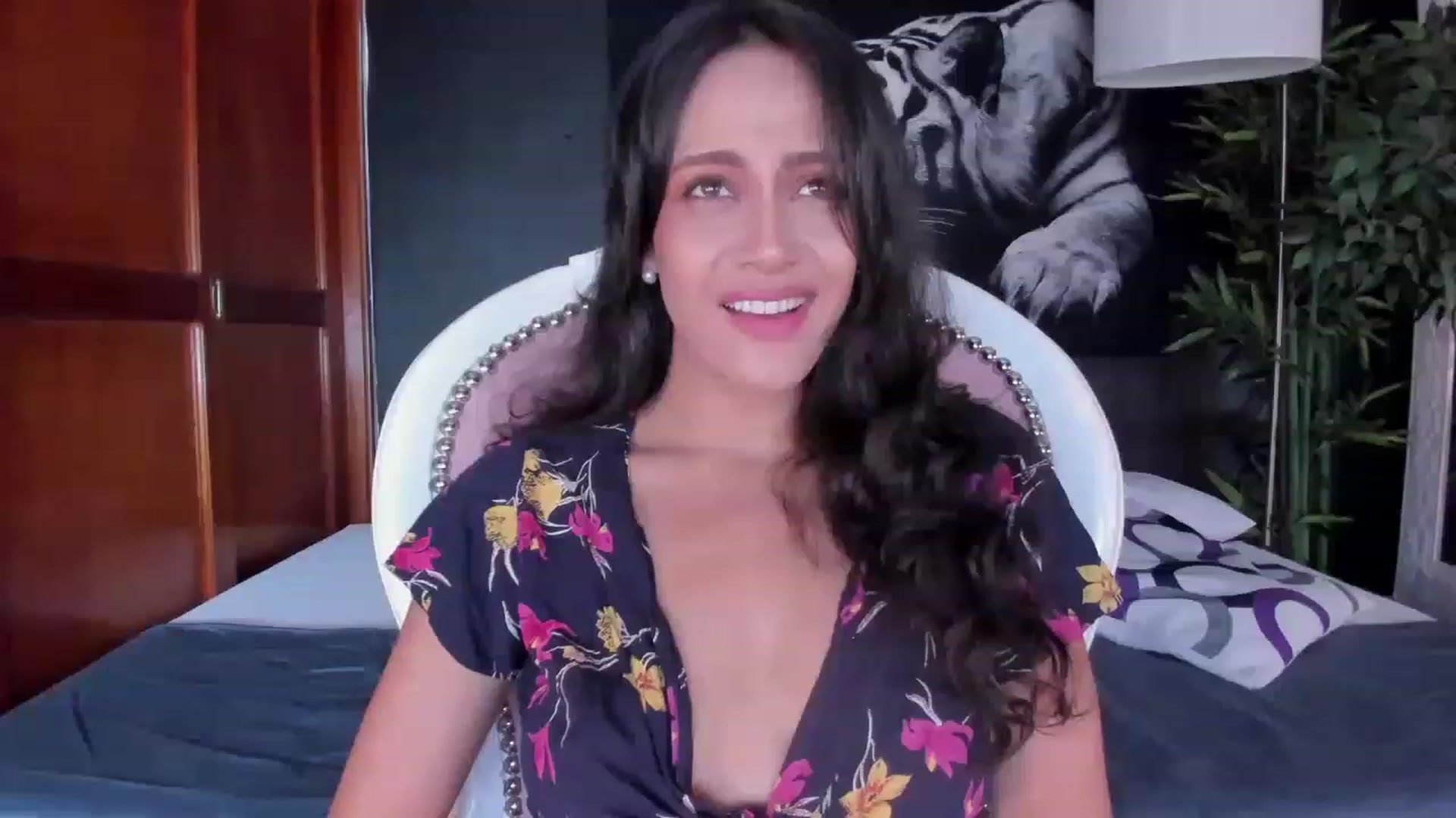 Gallery image thumbnail from Red_Flower203's myfreecams stream on, 07/13/2023, 19:51 image 13 of 20