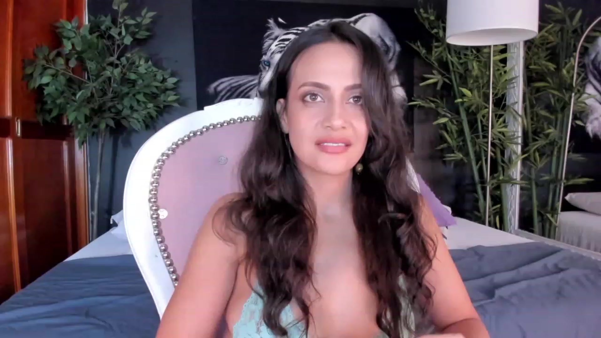 Gallery image thumbnail from Red_Flower203's myfreecams stream on, 07/26/2023, 24:11 image 2 of 20