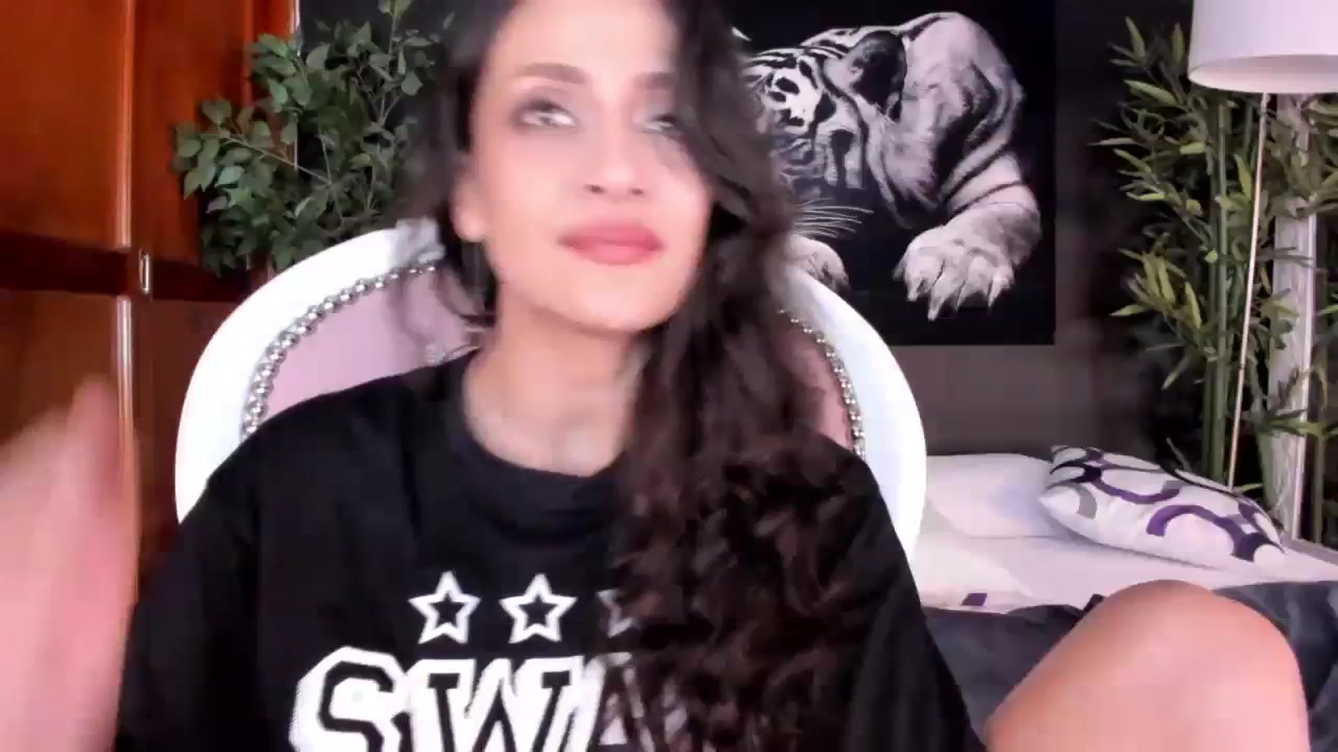 Gallery image thumbnail from Red_Flower203's myfreecams stream on, 08/05/2023, 22:55 image 1 of 20