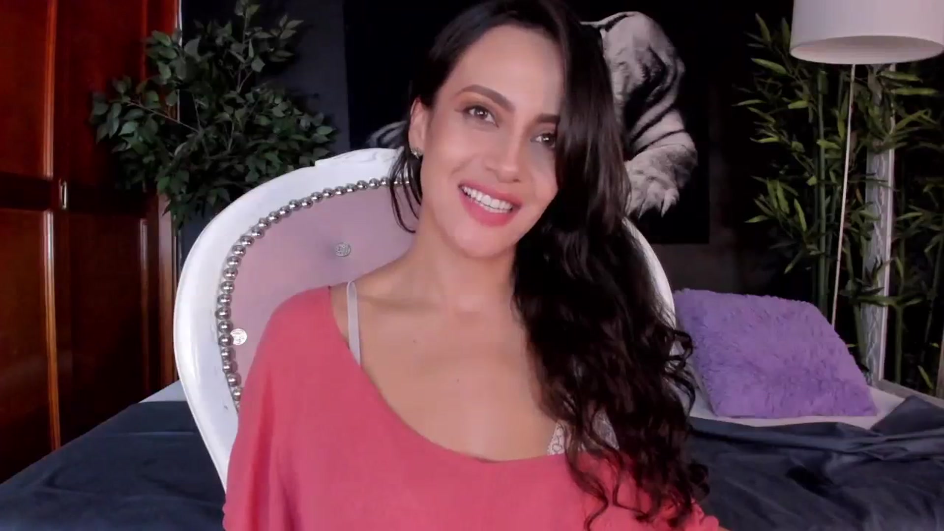 Gallery image thumbnail from Red_Flower203's myfreecams stream on, 08/11/2023, 20:50 image 13 of 20