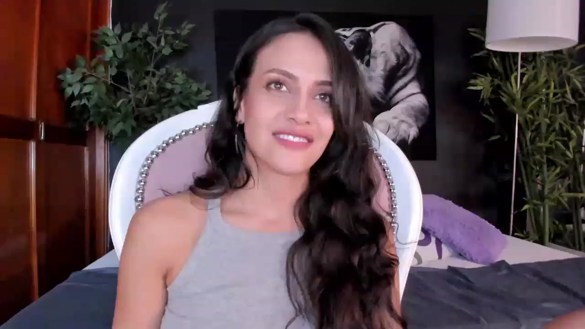 Gallery image thumbnail from Red_Flower203's myfreecams stream on, 08/19/2023, 23:11 image 17 of 20