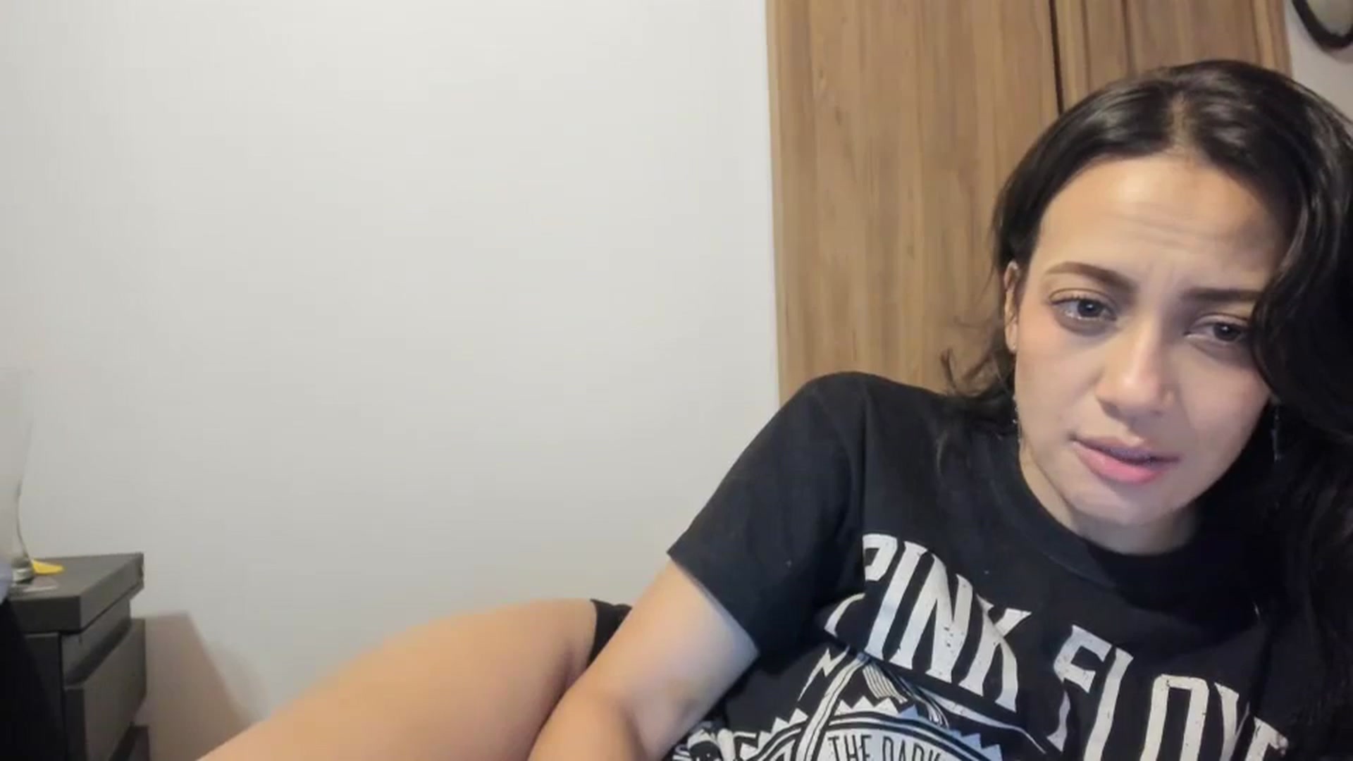 Gallery image thumbnail from Red_Flower203's myfreecams stream on, 10/28/2023, 24:53 image 15 of 20