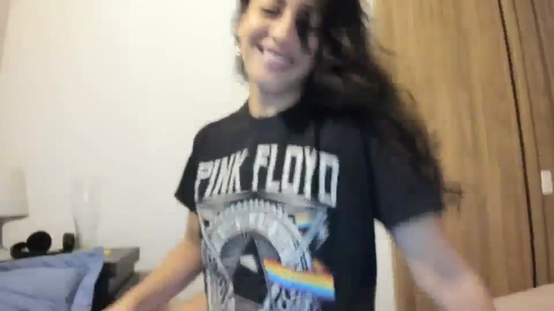 Gallery image thumbnail from Red_Flower203's myfreecams stream on, 10/28/2023, 24:53 image 19 of 20