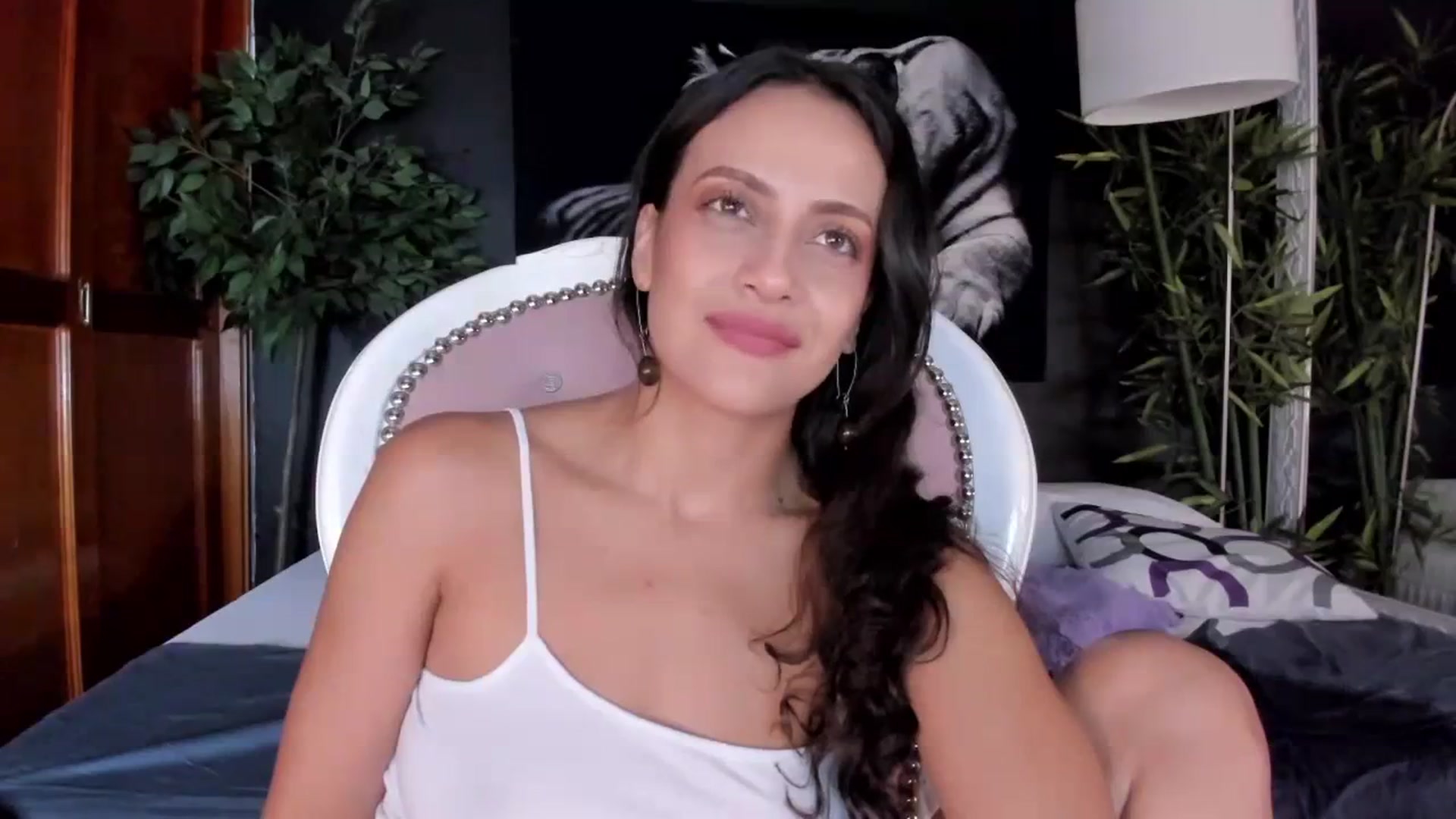 Gallery image thumbnail from Red_Flower203's myfreecams stream on, 11/03/2023, 22:59 image 12 of 20