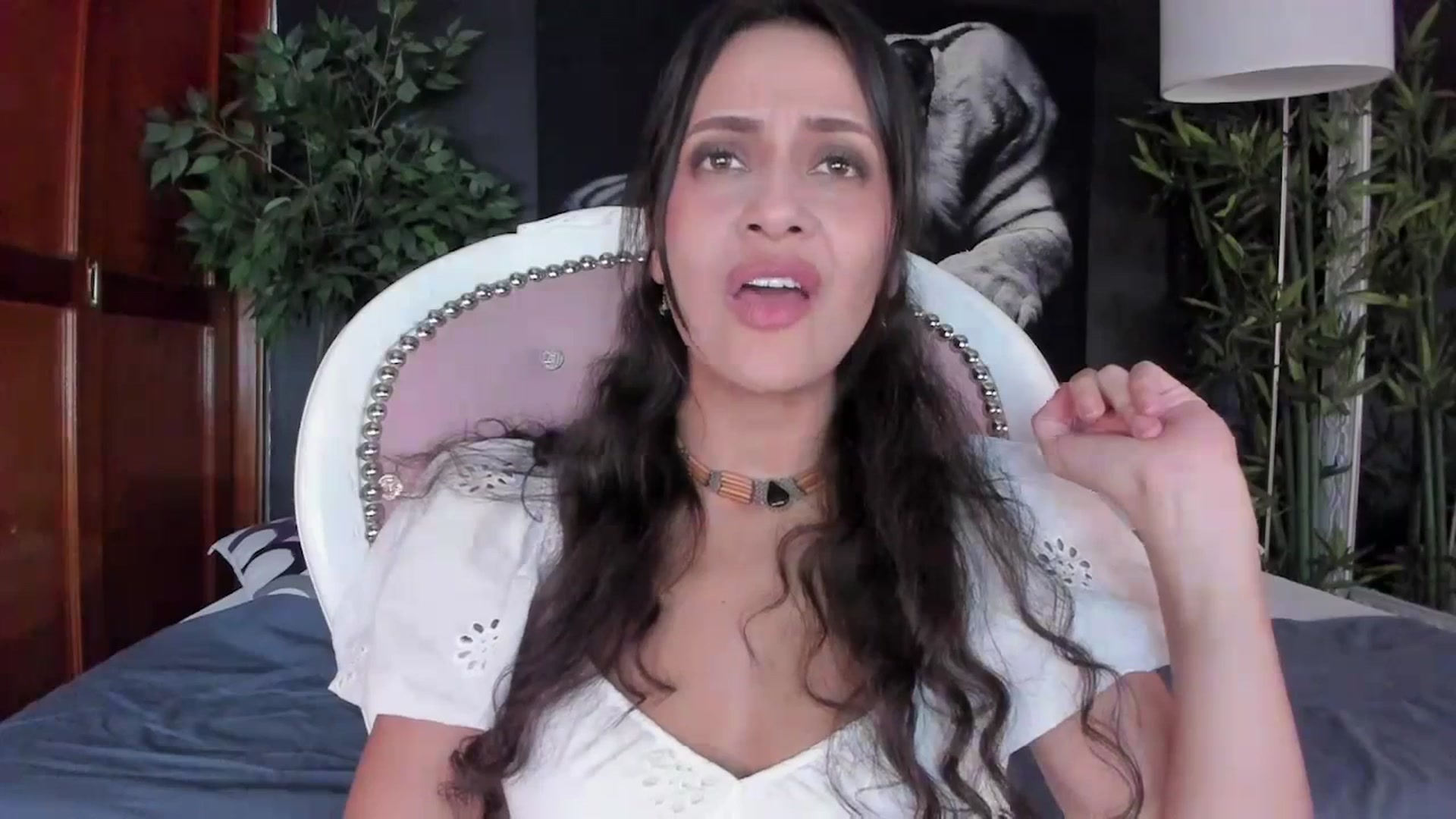 Gallery image thumbnail from Red_Flower203's myfreecams stream on, 12/19/2023, 23:36 image 18 of 20