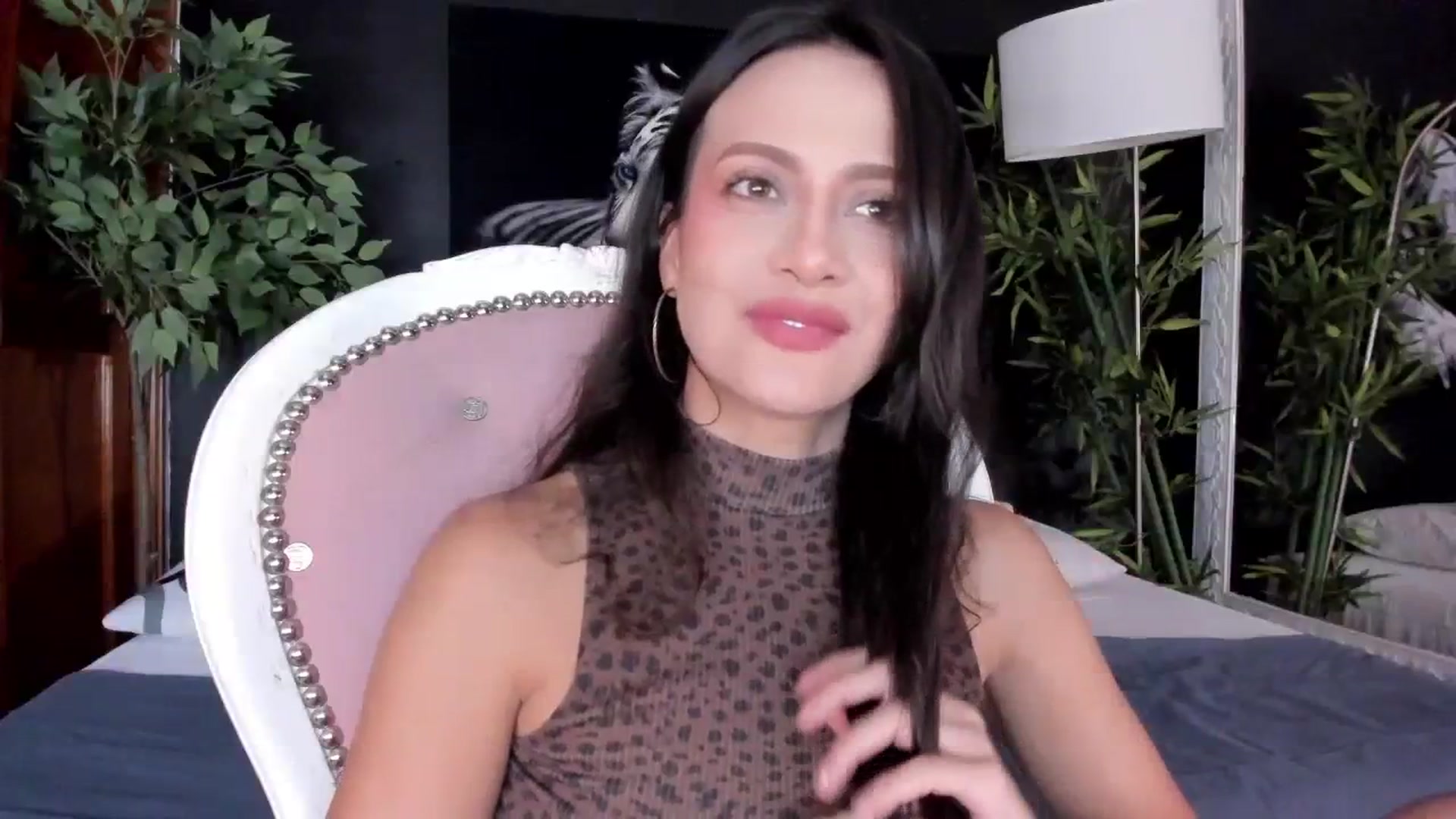 Gallery image thumbnail from Red_Flower203's myfreecams stream on, 01/29/2024, 19:39 image 15 of 20