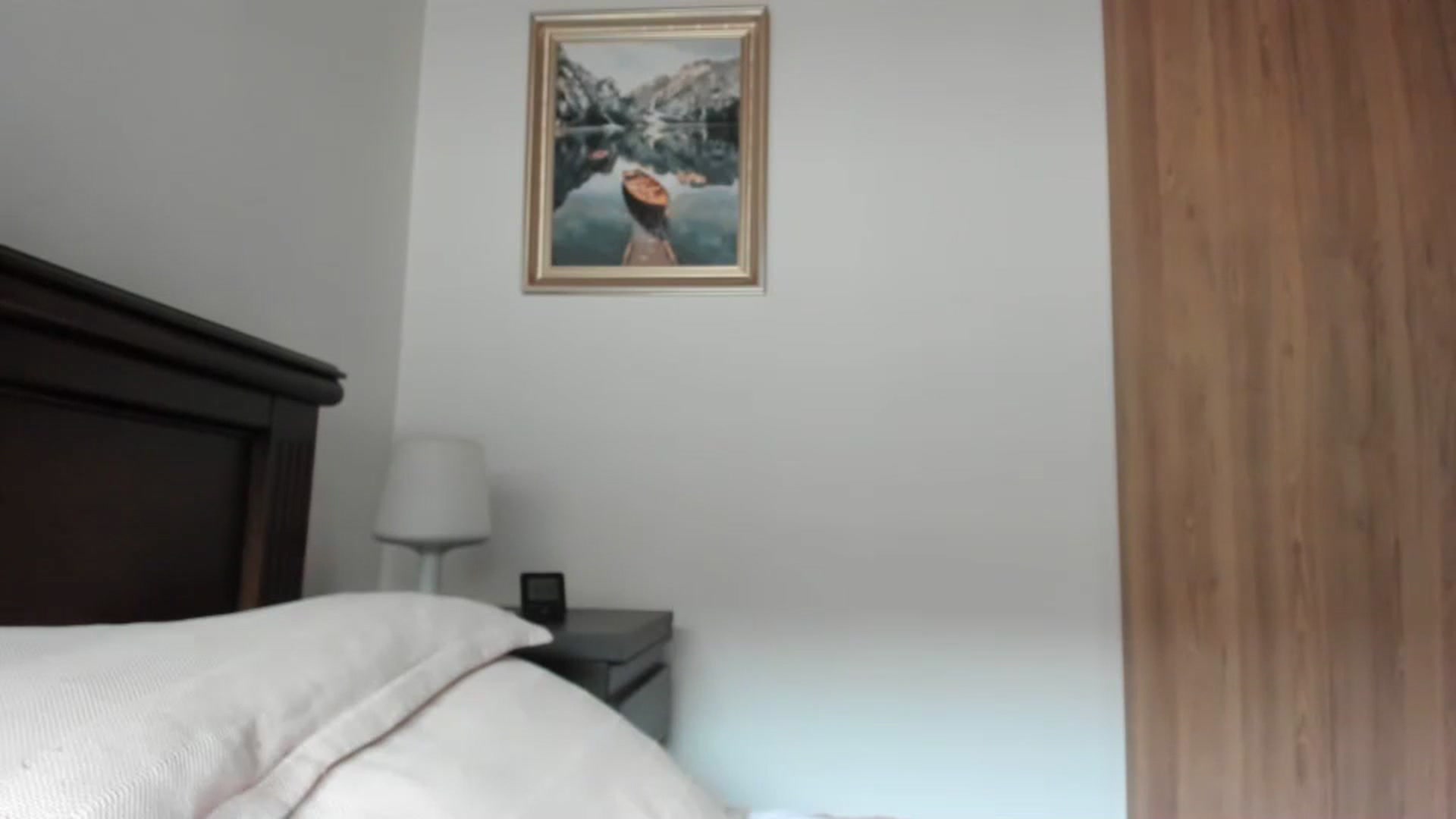 Gallery image thumbnail from Red_Flower203's myfreecams stream on, 04/01/2024, 21:15 image 18 of 20