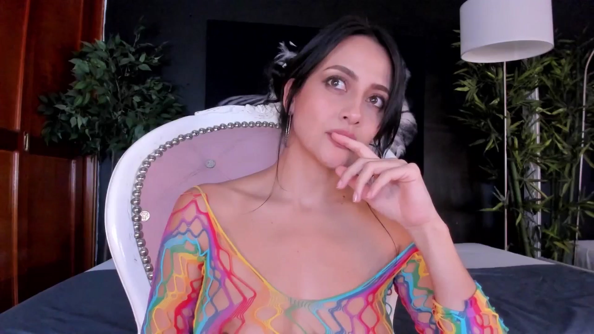 Gallery image thumbnail from Red_Flower203's myfreecams stream on, 10/12/2024, 22:54 image 16 of 20