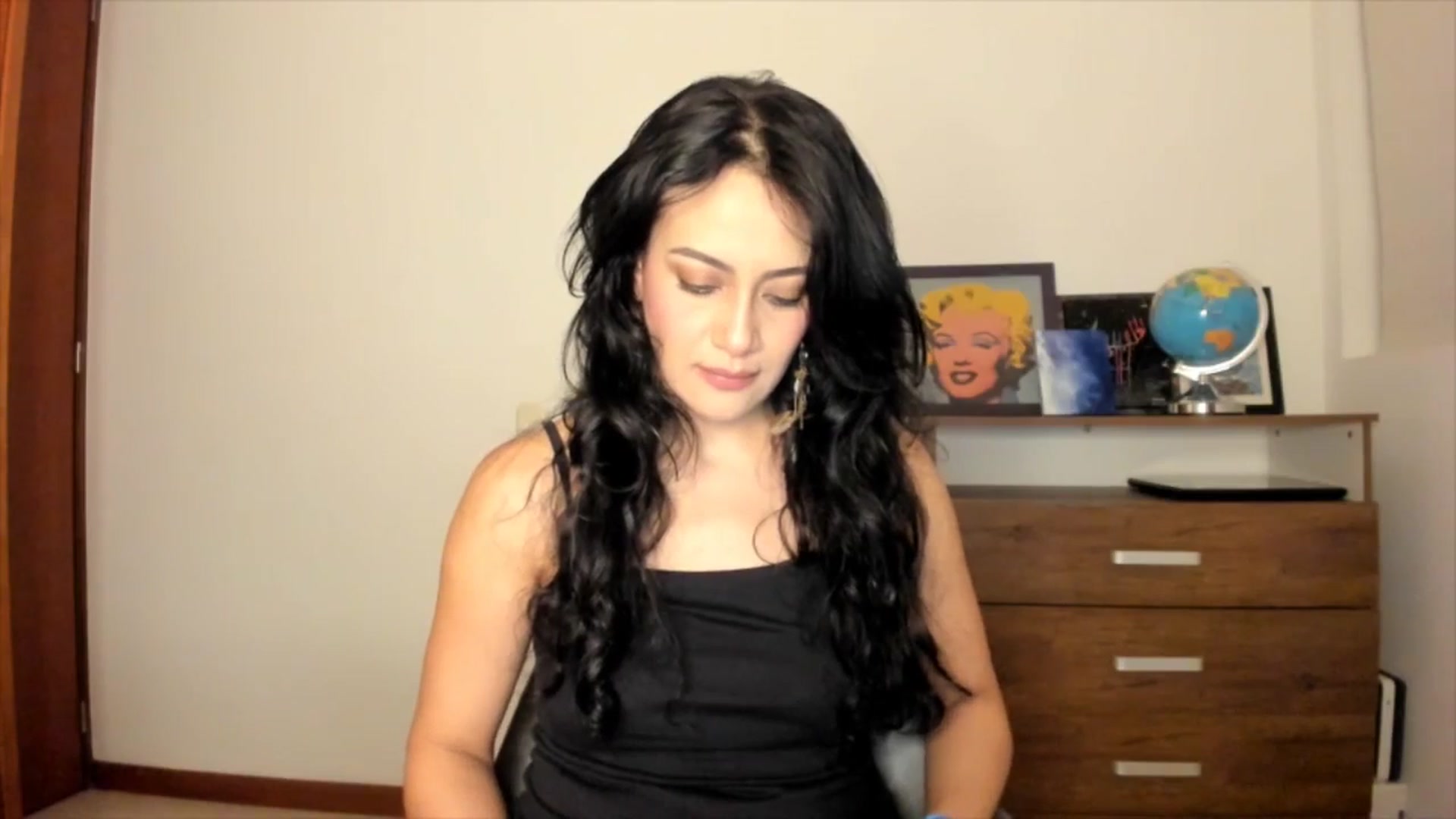 Gallery image thumbnail from Red_Flower203's myfreecams stream on, 01/28/2025, 01:18 image 10 of 20