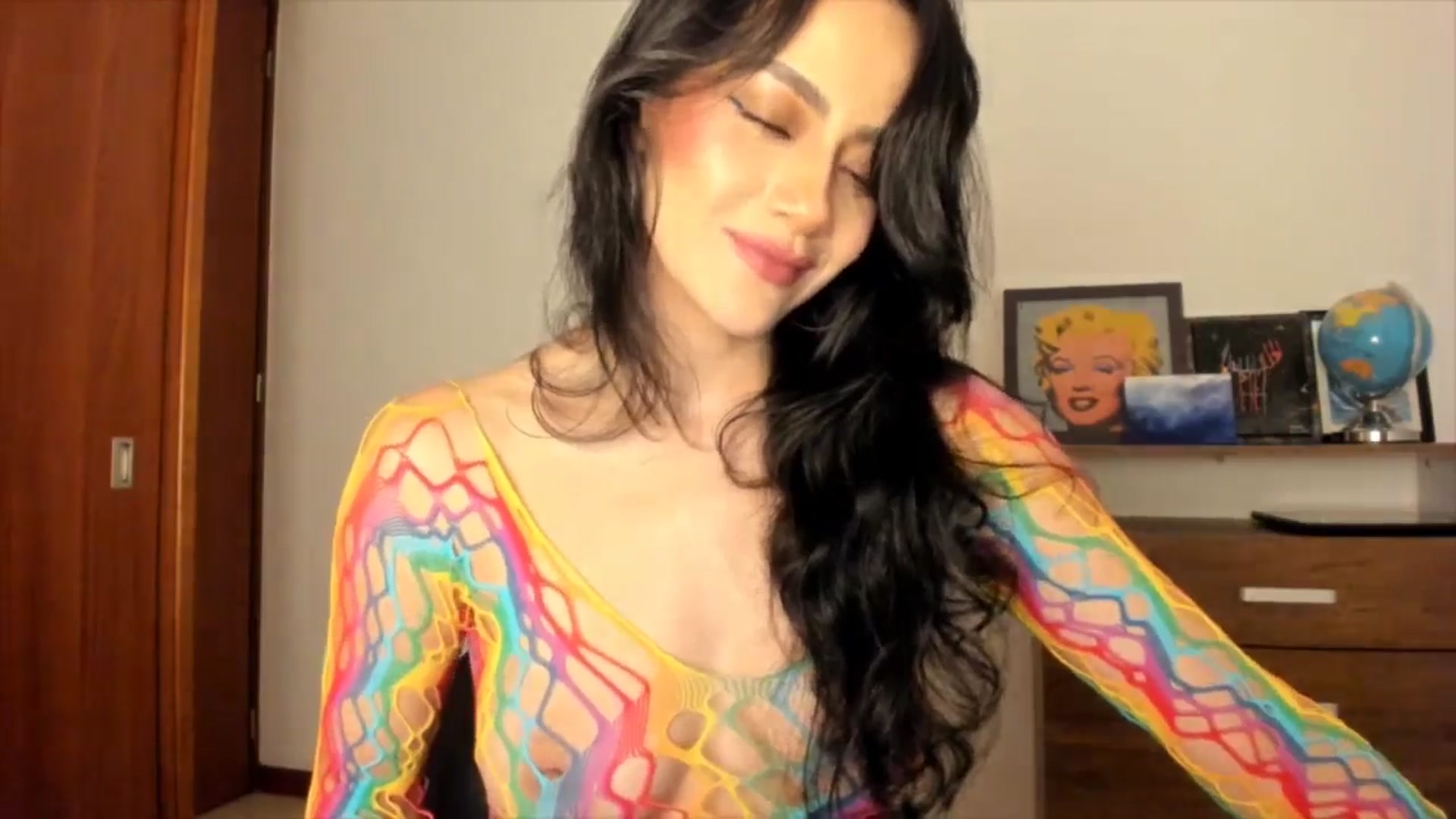 Gallery image thumbnail from Red_Flower203's myfreecams stream on, 02/18/2025, 23:07 image 10 of 20