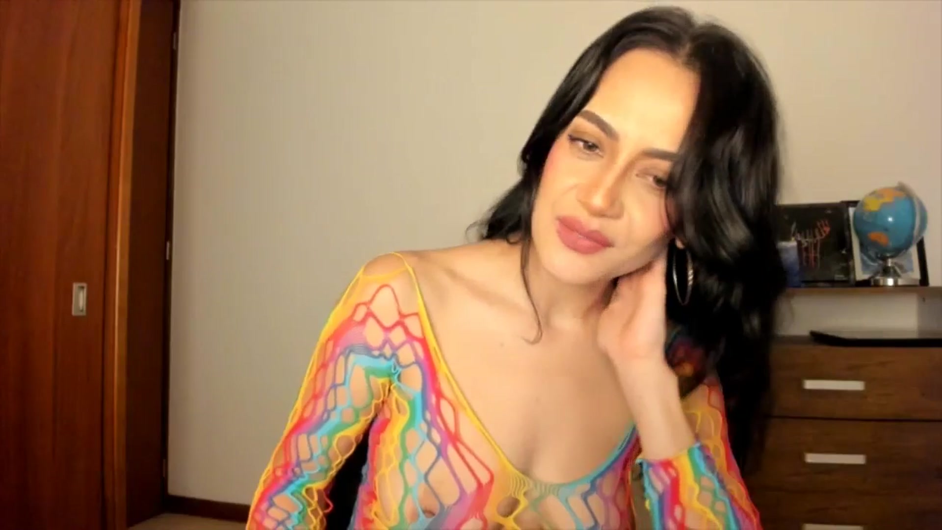 Gallery image thumbnail from Red_Flower203's myfreecams stream on, 02/18/2025, 23:07 image 12 of 20