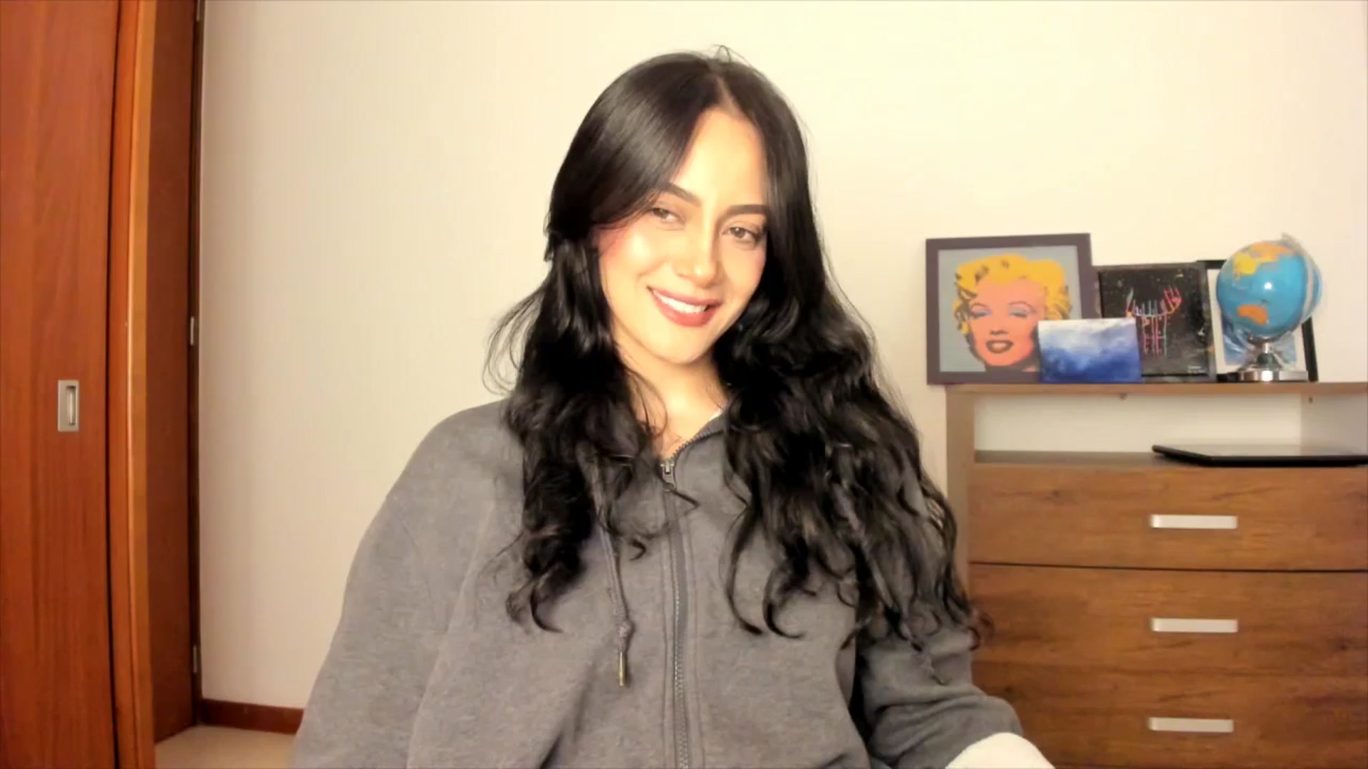 Gallery image thumbnail from Red_Flower203's myfreecams stream on, 02/19/2025, 21:37 image 4 of 20