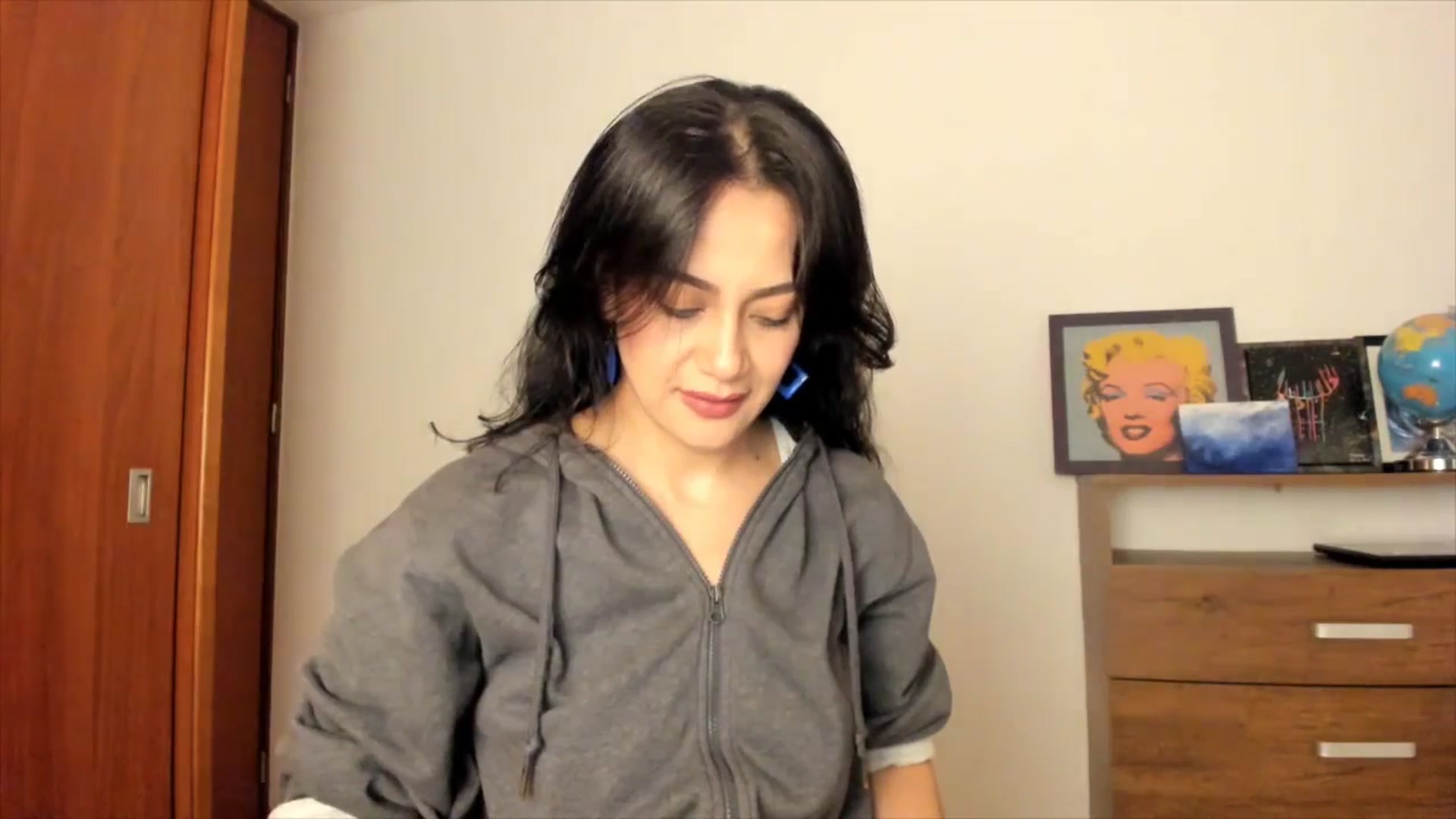Gallery image thumbnail from Red_Flower203's myfreecams stream on, 02/20/2025, 01:33 image 5 of 20