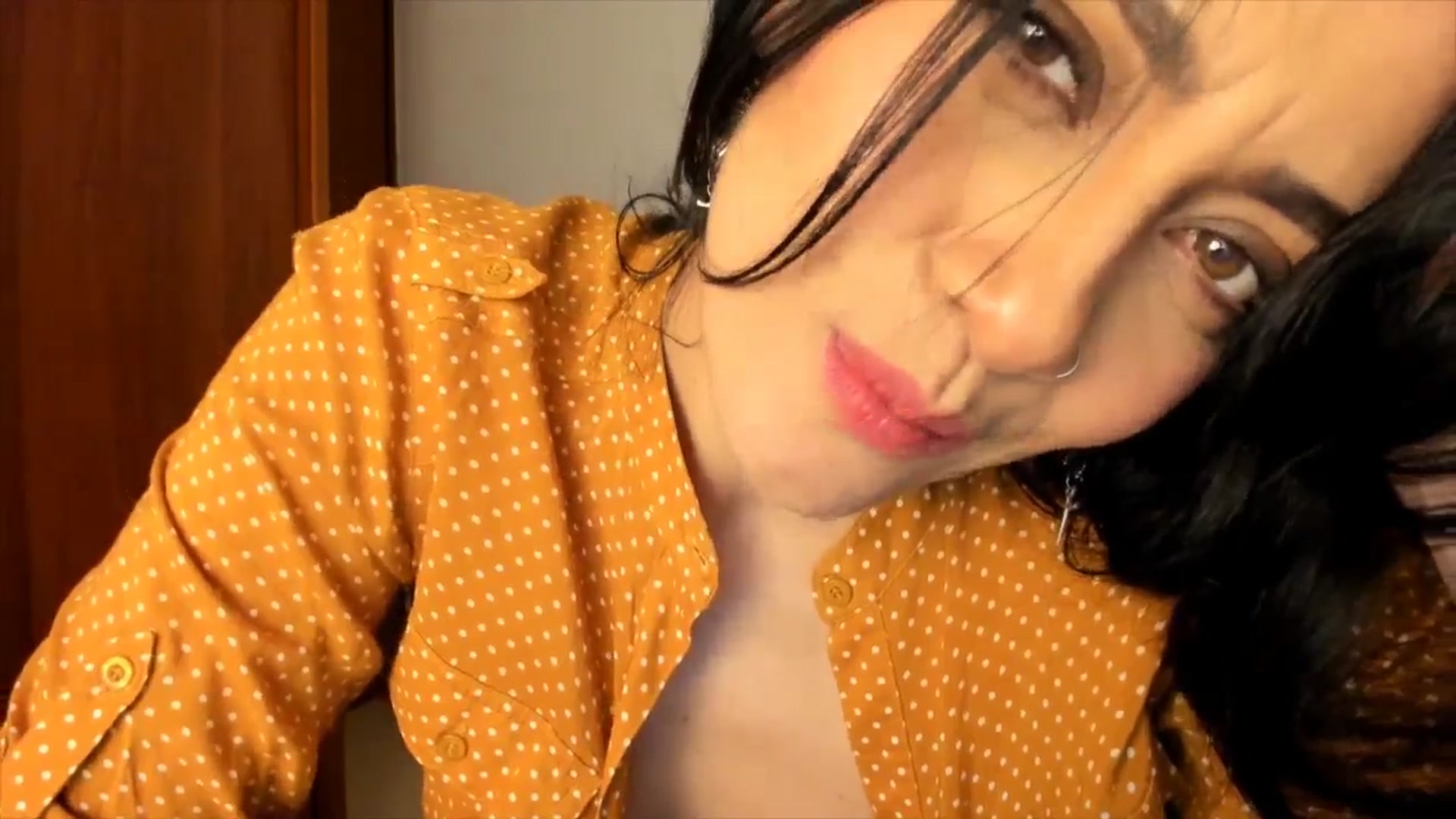 Gallery image thumbnail from Red_Flower203's myfreecams stream on, 03/25/2025, 19:29 image 6 of 20