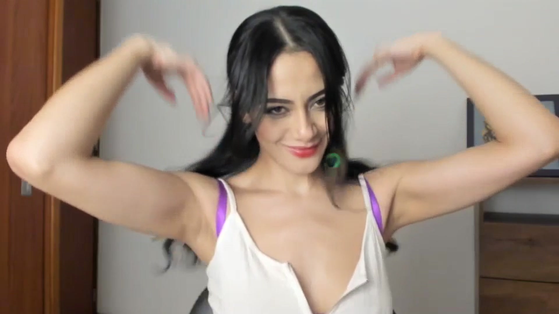 Gallery image thumbnail from Red_Flower203's myfreecams stream on, 04/19/2025, 22:12 image 2 of 20
