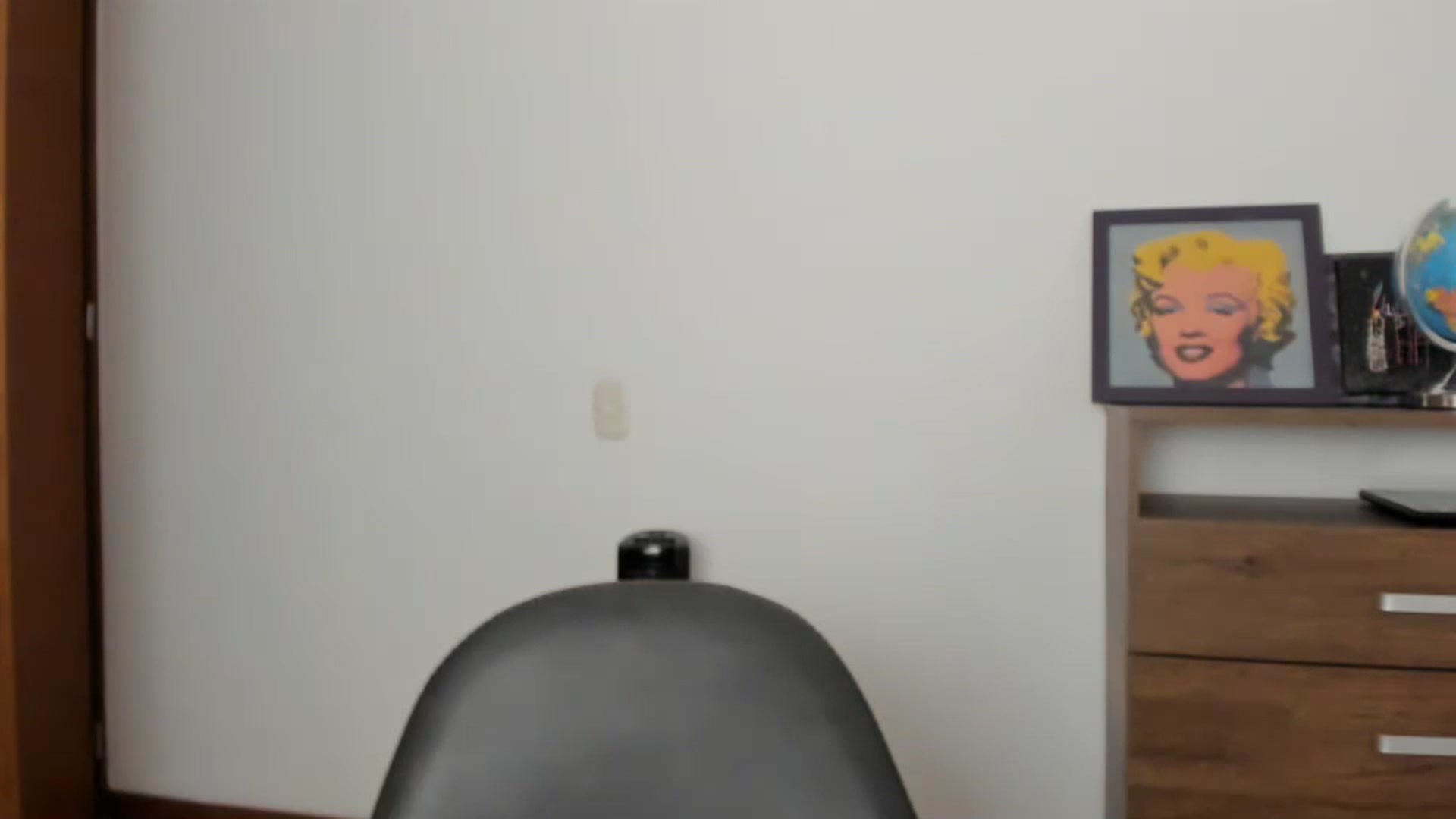 Gallery image thumbnail from Red_Flower203's myfreecams stream on, 04/28/2025, 24:06 image 9 of 20