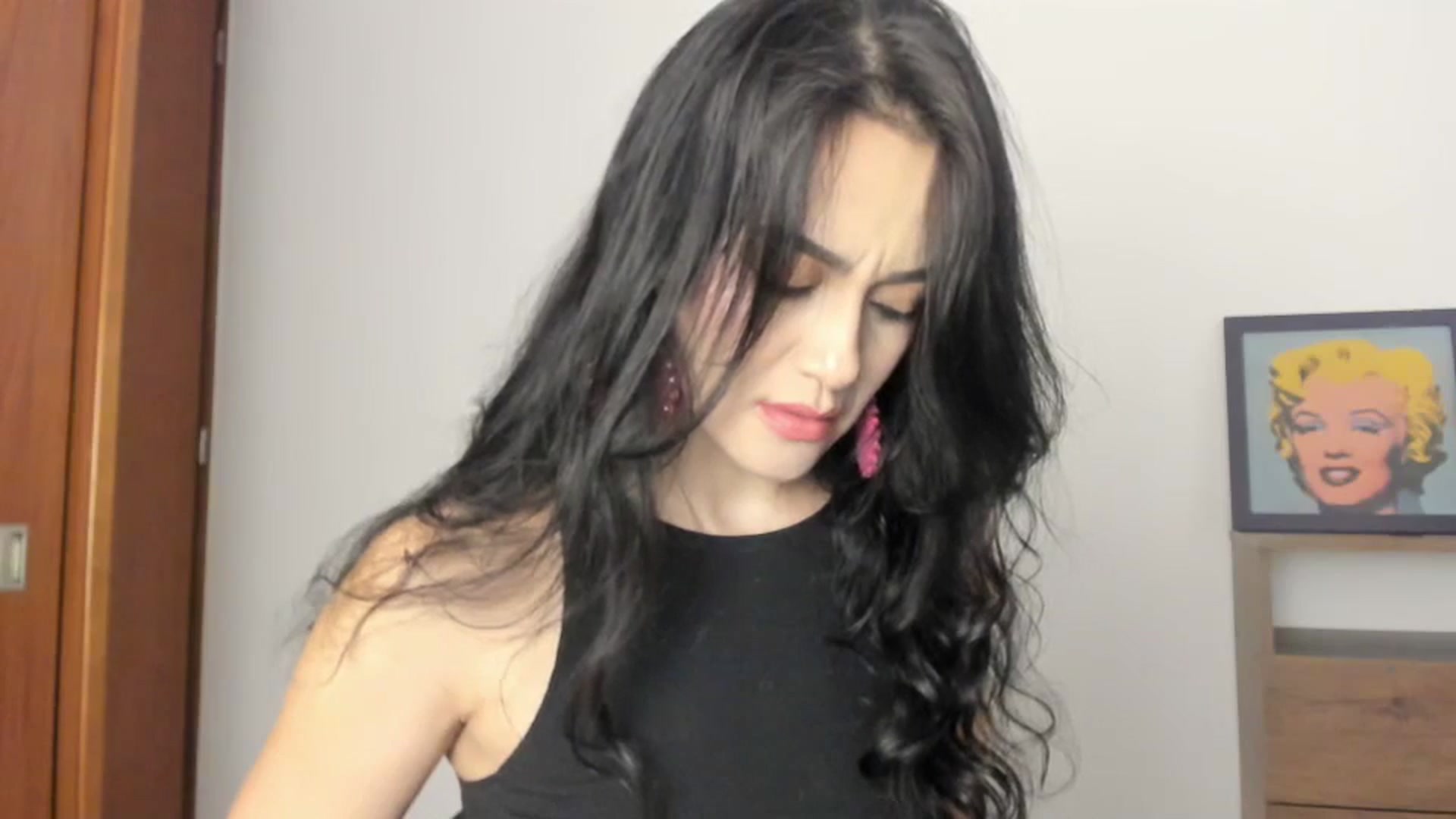 Gallery image thumbnail from Red_Flower203's myfreecams stream on, 06/07/2025, 22:45 image 13 of 20
