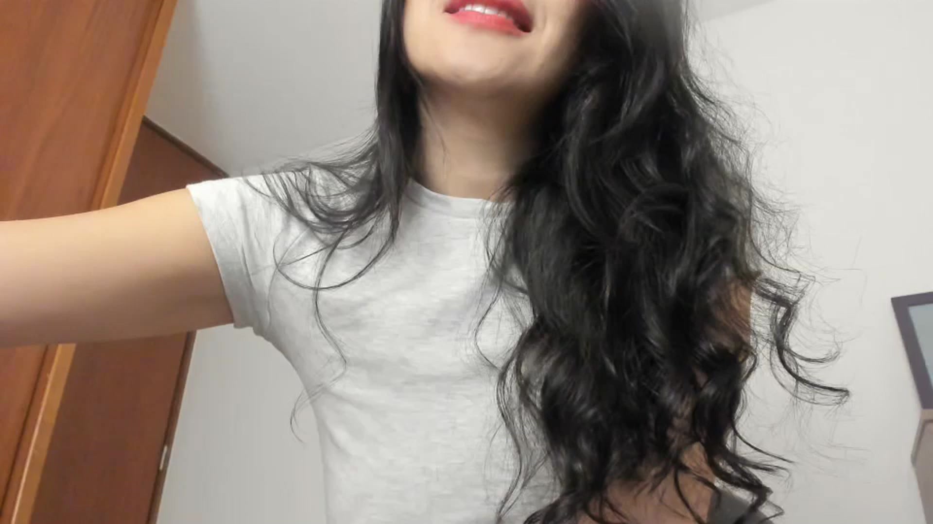 Gallery image thumbnail from Red_Flower203's myfreecams stream on, 06/18/2025, 03:07 image 7 of 20