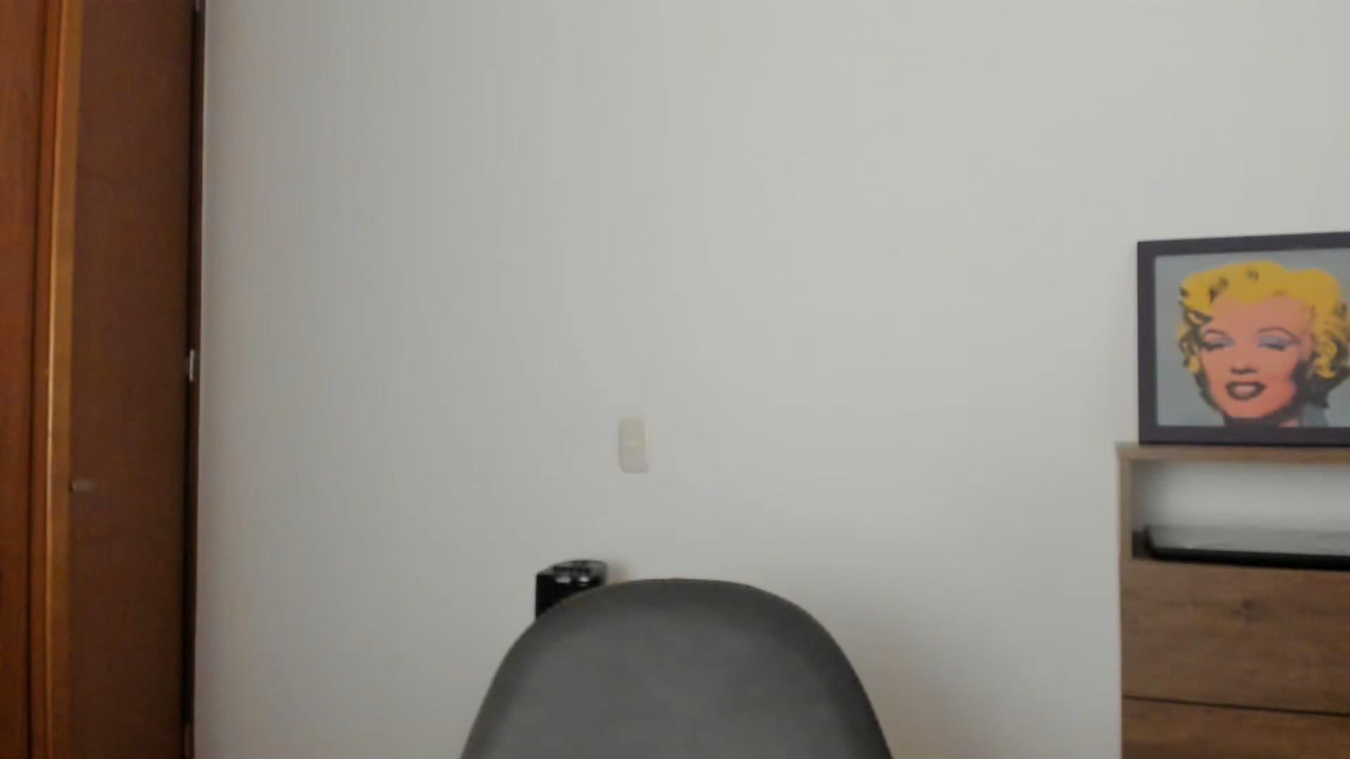Gallery image thumbnail from Red_Flower203's myfreecams stream on, 06/26/2025, 22:12 image 11 of 20