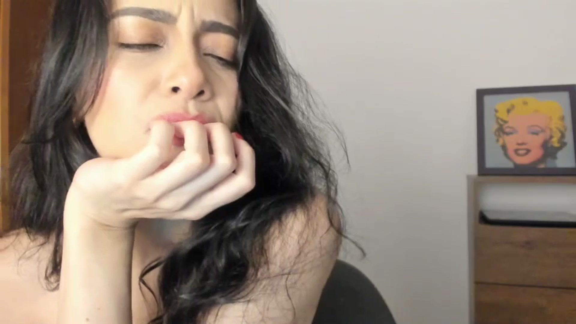 Gallery image thumbnail from Red_Flower203's myfreecams stream on, 06/30/2025, 23:24 image 16 of 20