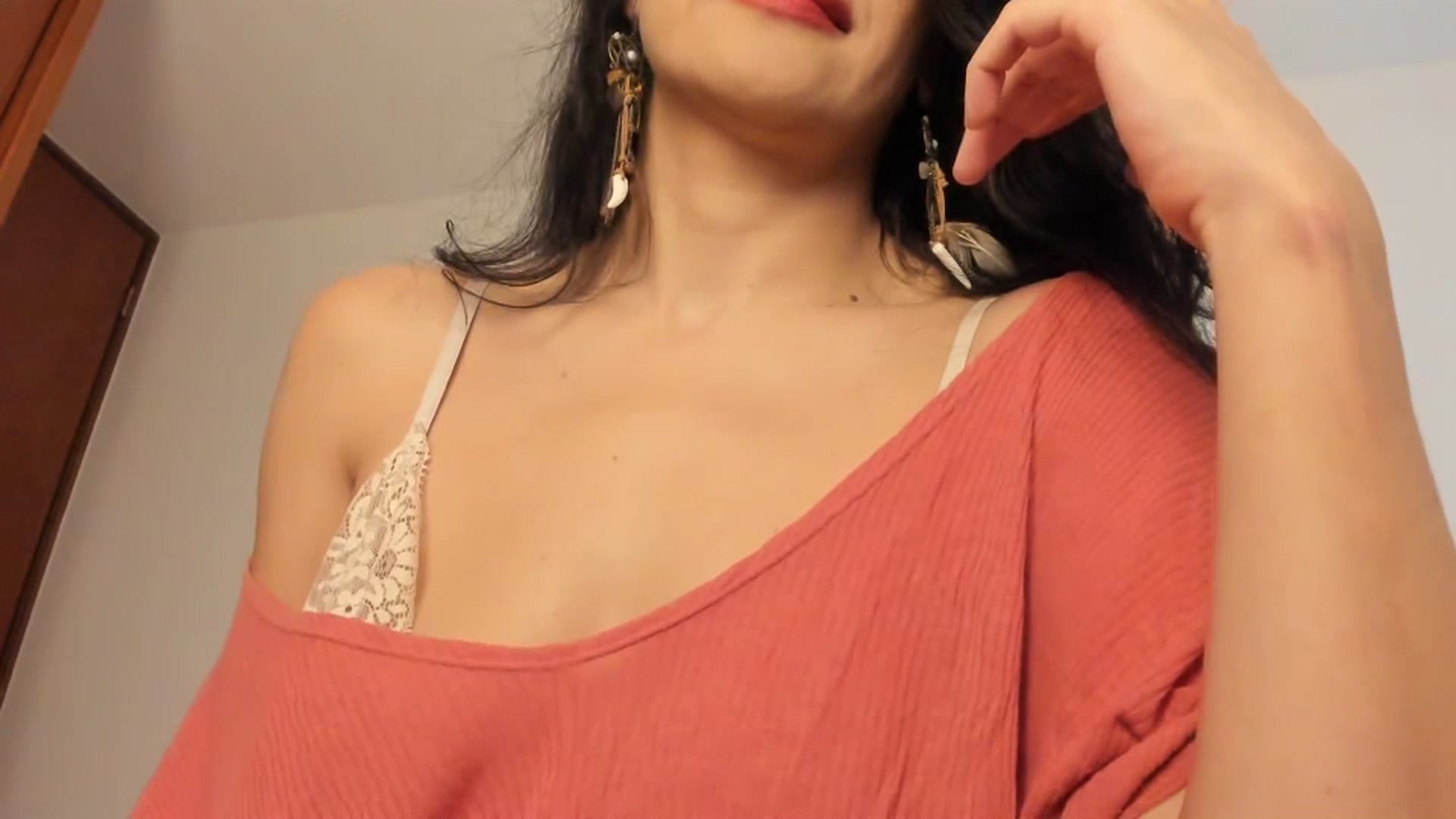 Gallery image thumbnail from Red_Flower203's myfreecams stream on, 07/11/2025, 20:05 image 2 of 20