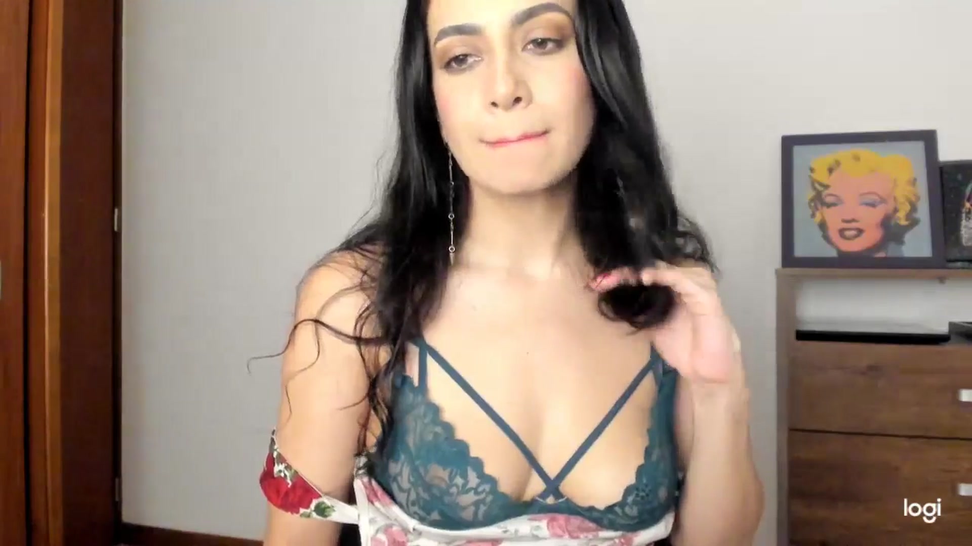 Gallery image thumbnail from Red_Flower203's myfreecams stream on, 07/22/2025, 02:40 image 4 of 20