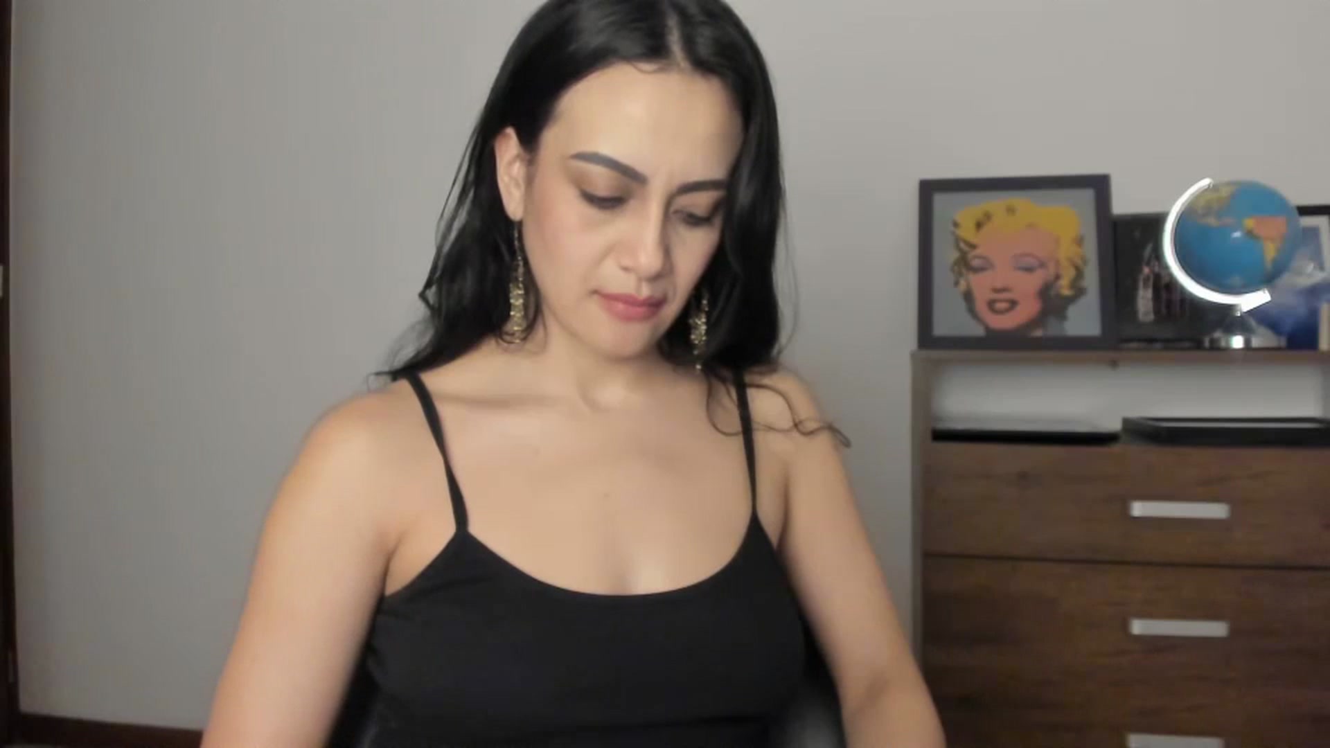 Gallery image thumbnail from Red_Flower203's myfreecams stream on, 07/23/2025, 04:00 image 17 of 20