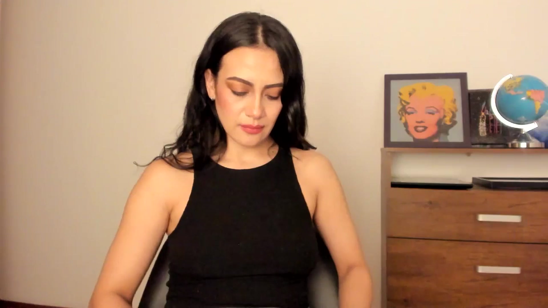 Gallery image thumbnail from Red_Flower203's myfreecams stream on, 07/26/2025, 22:35 image 11 of 20