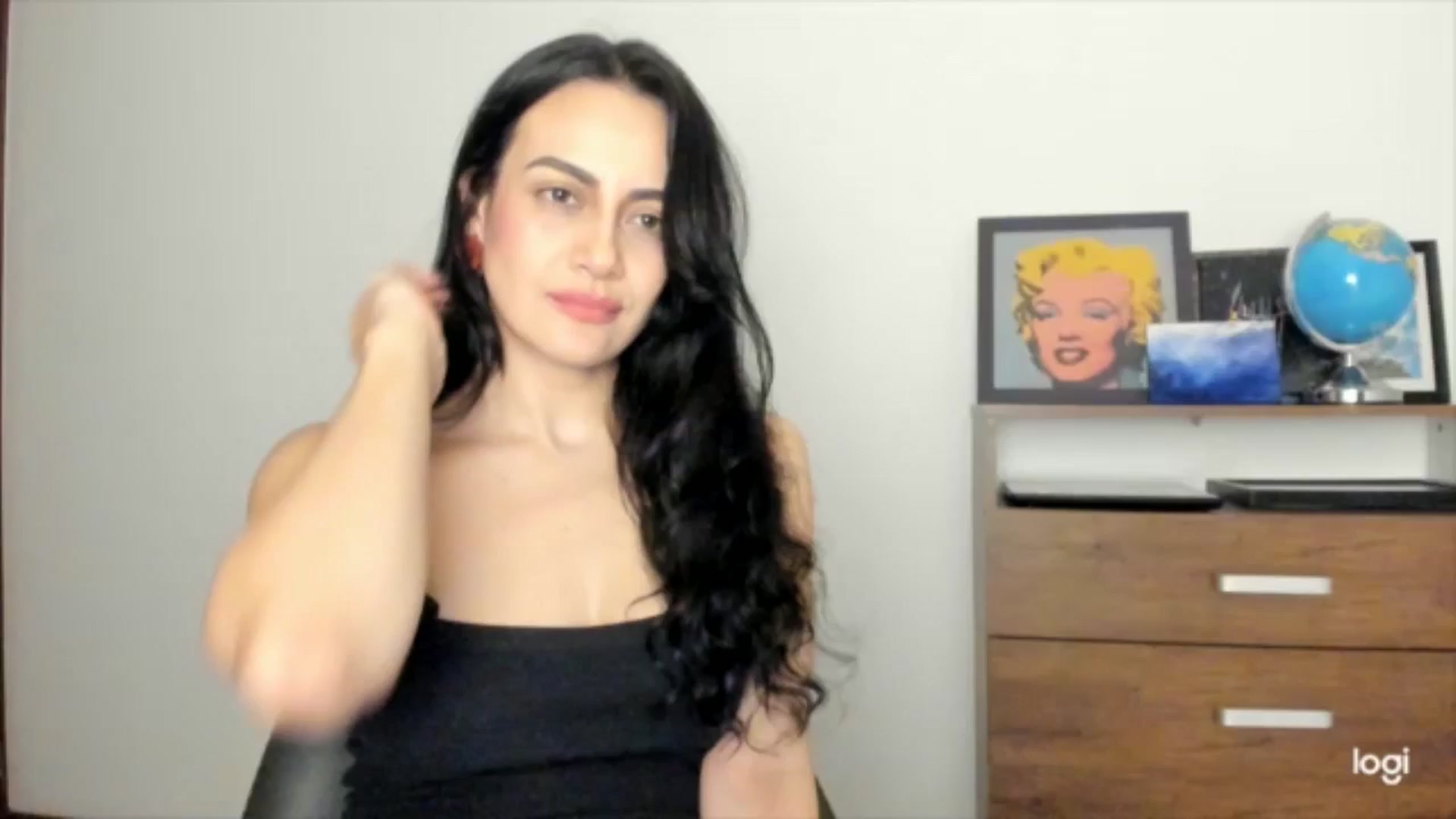 Gallery image thumbnail from Red_Flower203's myfreecams stream on, 08/20/2025, 04:17 image 1 of 20