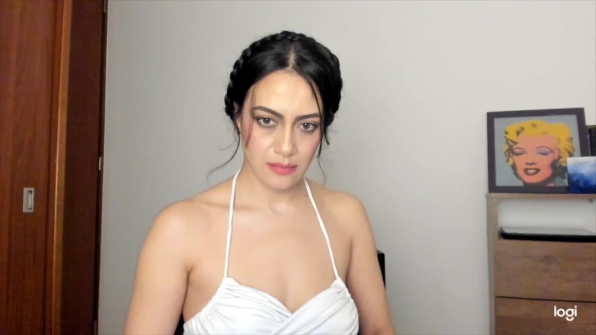 Gallery image thumbnail from Red_Flower203's myfreecams stream on, 08/21/2025, 02:04 image 17 of 20