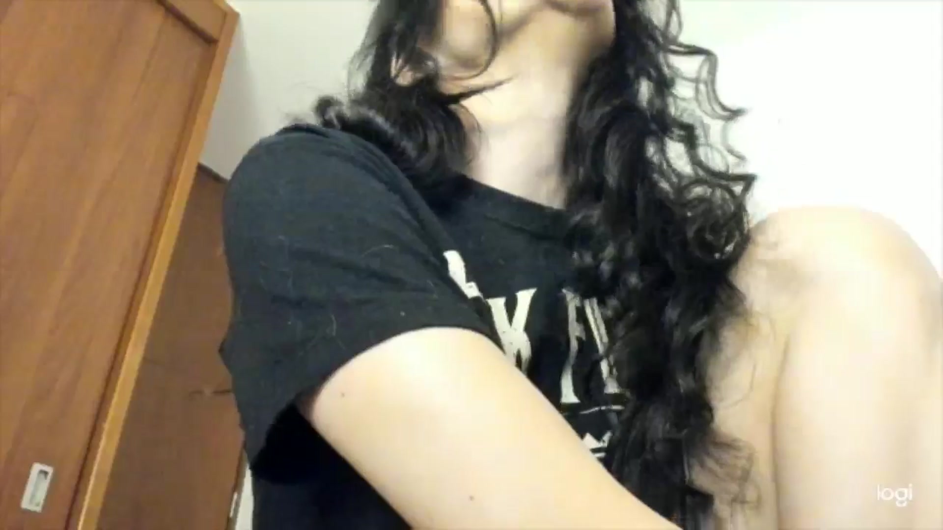 Gallery image thumbnail from Red_Flower203's myfreecams stream on, 08/21/2025, 22:16 image 16 of 20