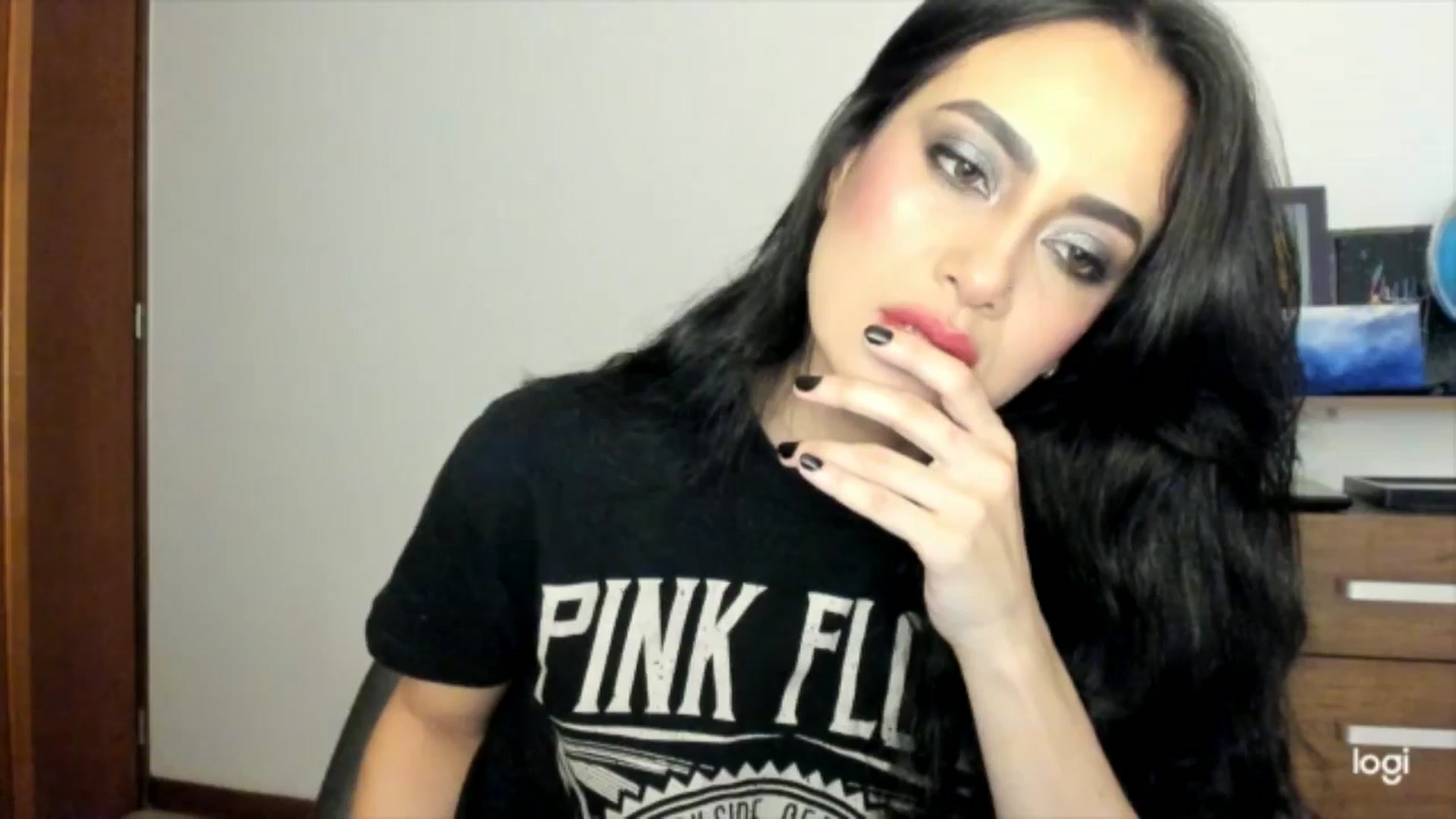 Gallery image thumbnail from Red_Flower203's myfreecams stream on, 08/21/2025, 22:16 image 5 of 20