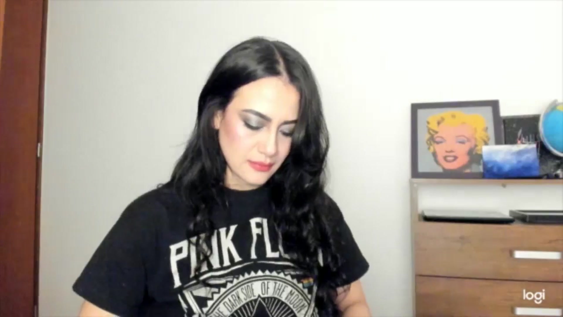 Gallery image thumbnail from Red_Flower203's myfreecams stream on, 08/21/2025, 23:00 image 11 of 20