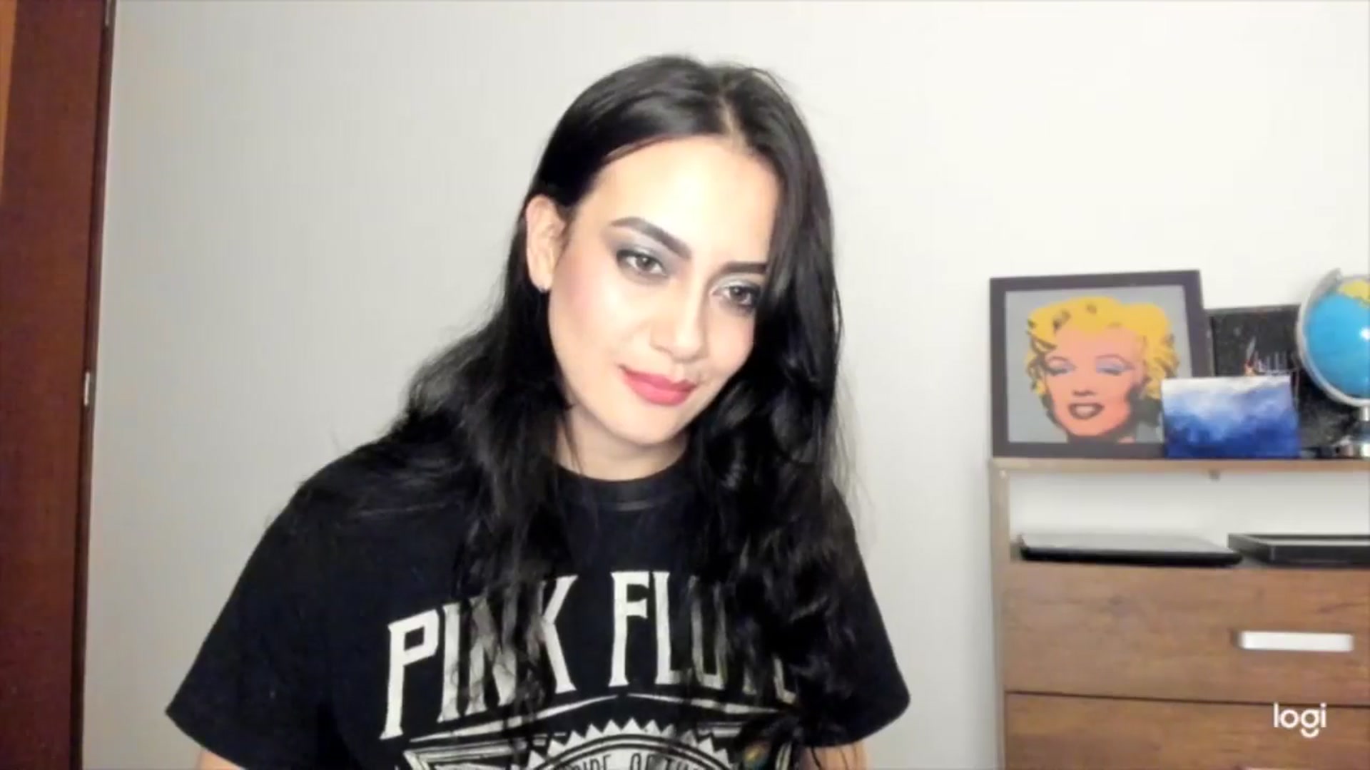 Gallery image thumbnail from Red_Flower203's myfreecams stream on, 08/22/2025, 03:01 image 13 of 20