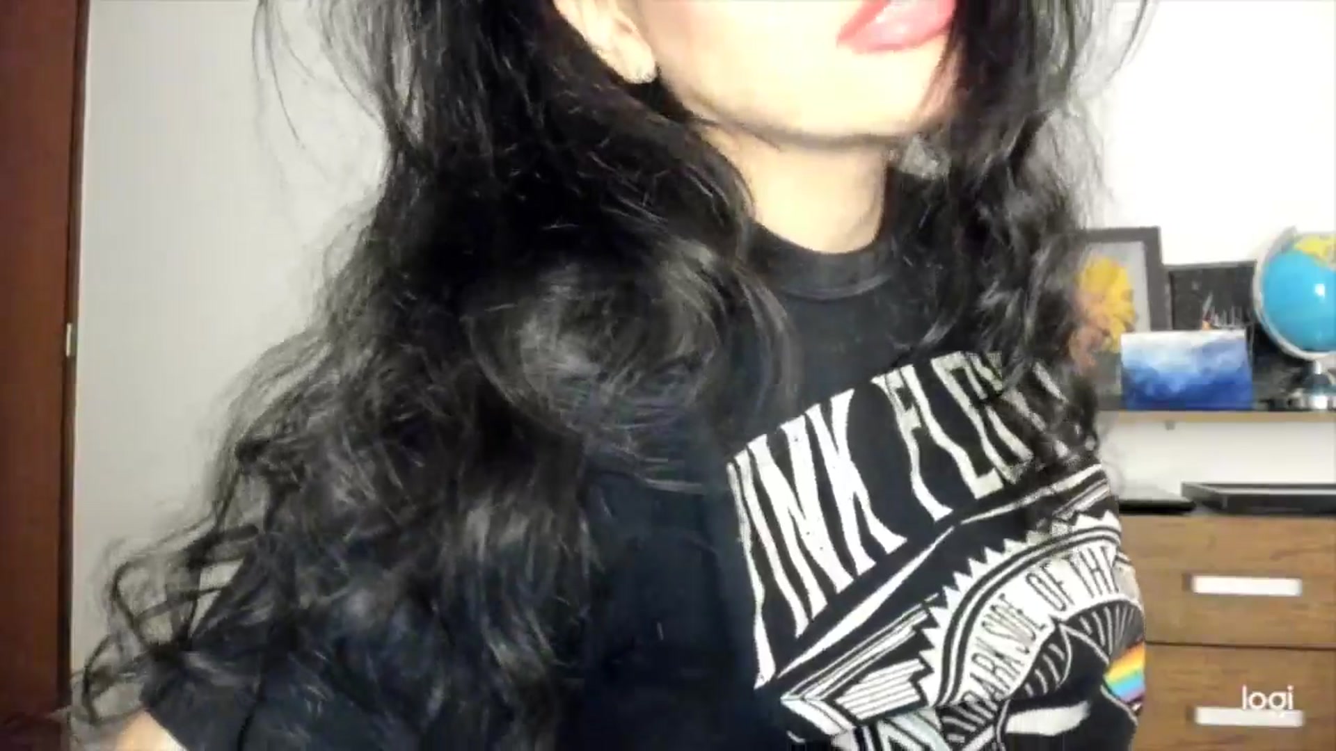 Gallery image thumbnail from Red_Flower203's myfreecams stream on, 08/22/2025, 03:01 image 6 of 20