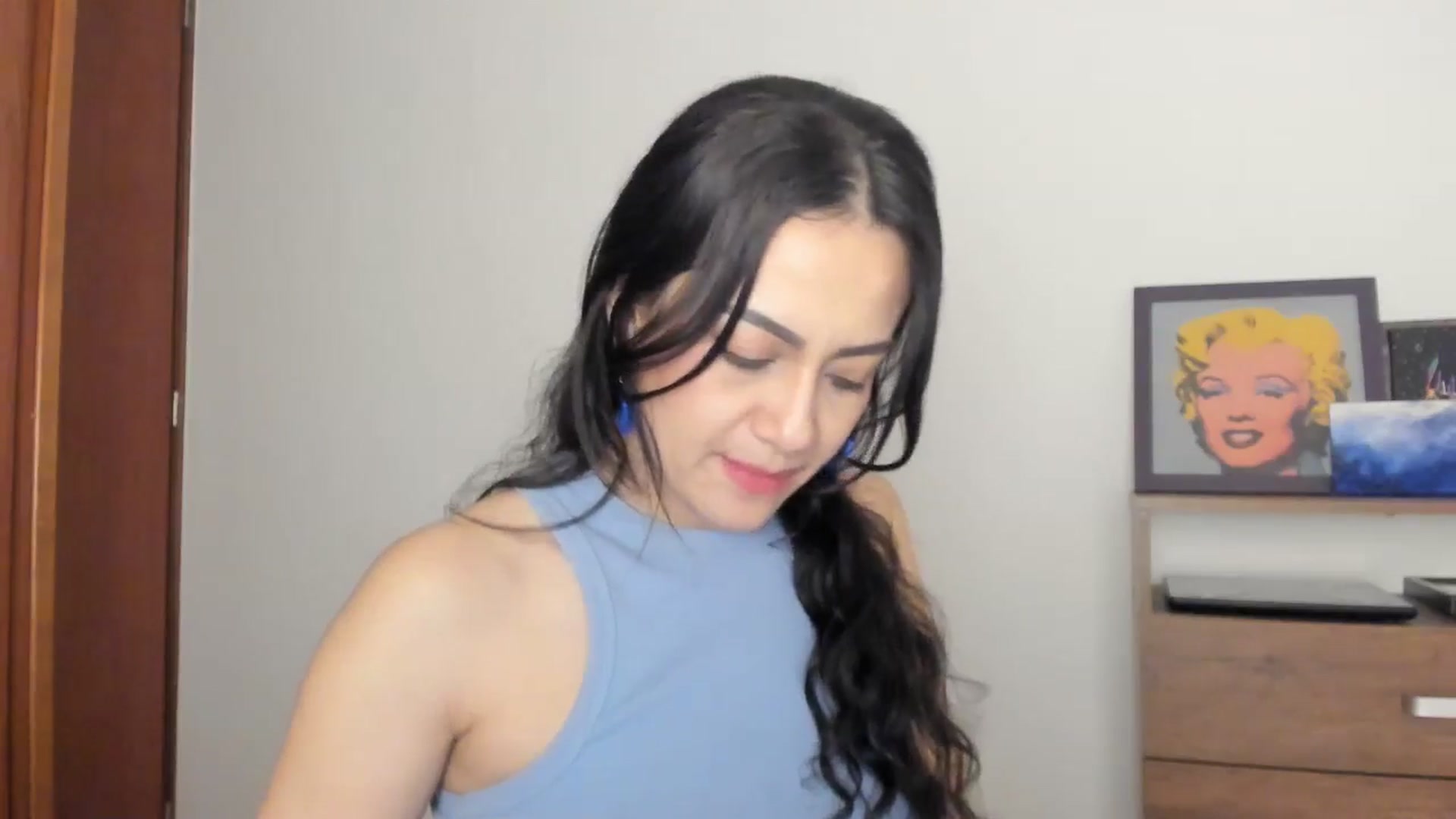 Gallery image thumbnail from Red_Flower203's myfreecams stream on, 08/27/2025, 01:36 image 18 of 20
