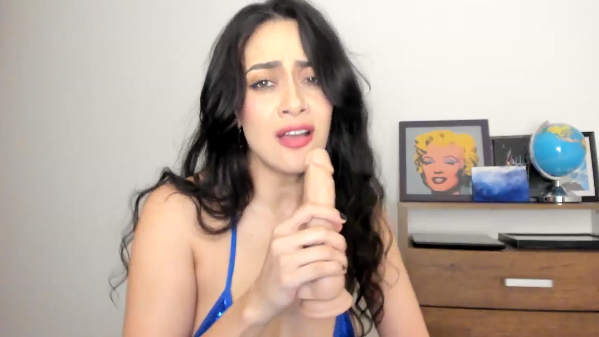 Gallery image thumbnail from Red_Flower203's myfreecams stream on, 08/31/2025, 01:13 image 19 of 20