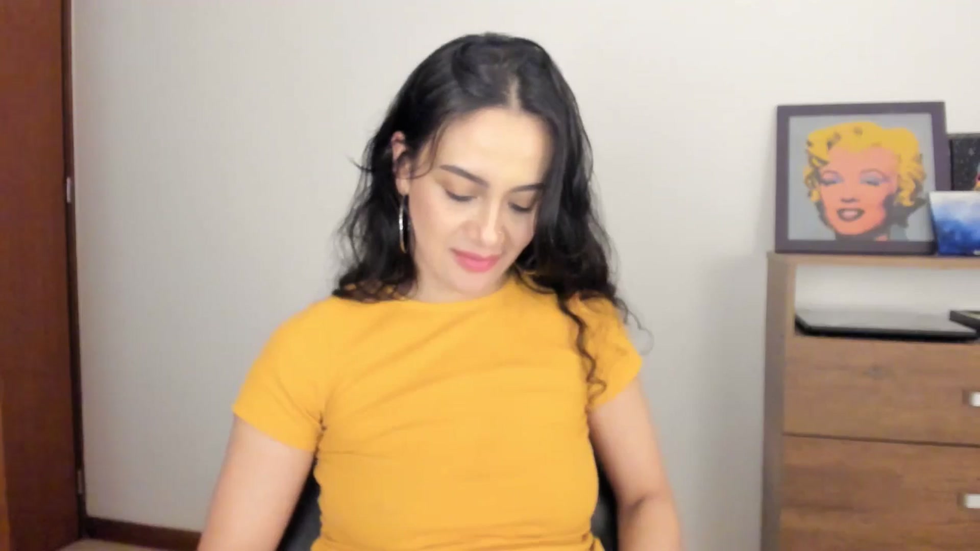Gallery image thumbnail from Red_Flower203's myfreecams stream on, 09/17/2025, 01:32 image 13 of 20