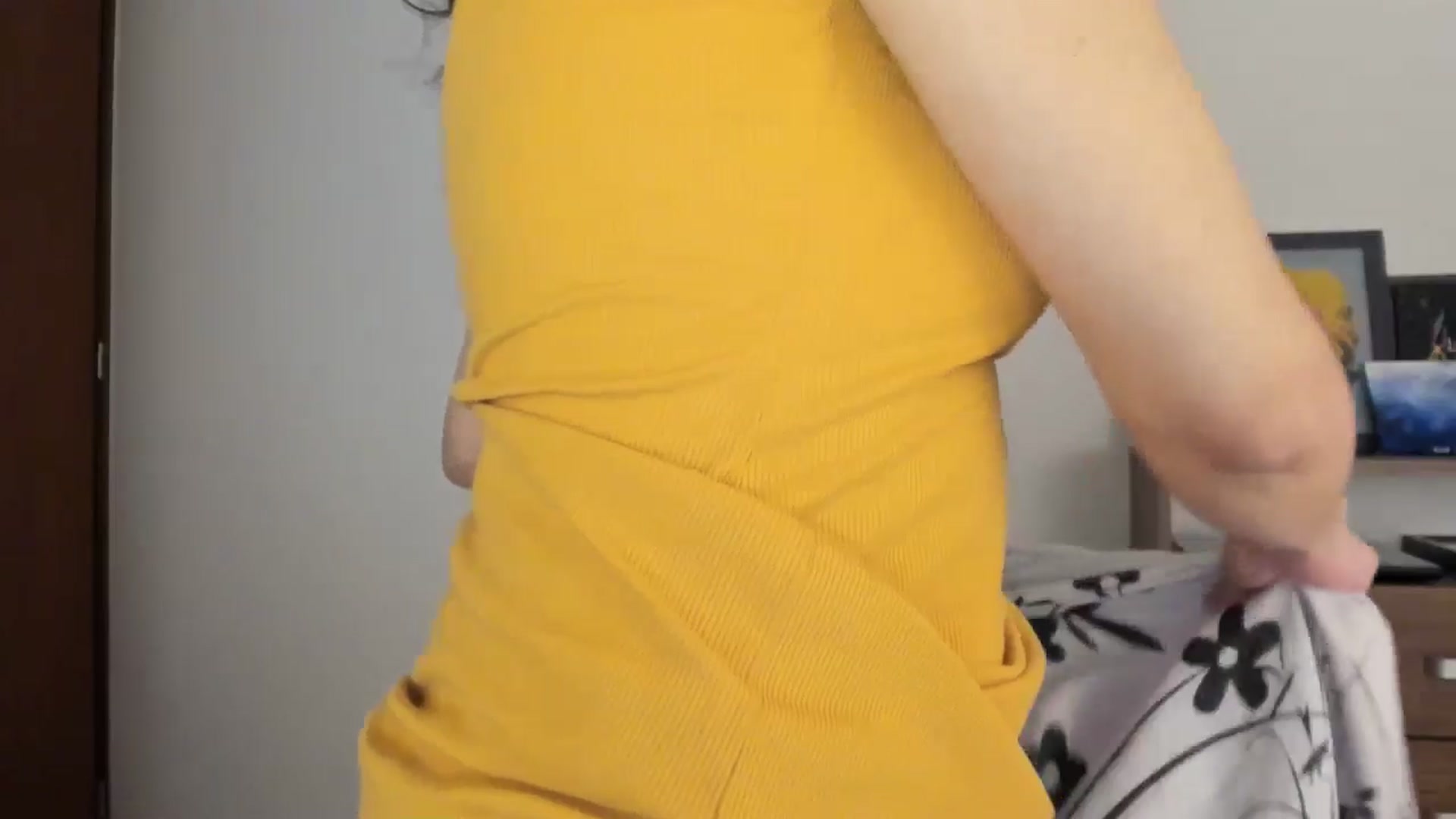 Gallery image thumbnail from Red_Flower203's myfreecams stream on, 09/17/2025, 02:36 image 12 of 20