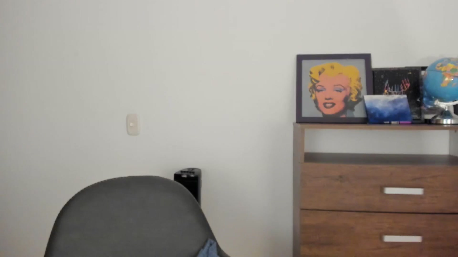 Gallery image thumbnail from Red_Flower203's myfreecams stream on, 09/24/2025, 23:36 image 18 of 20