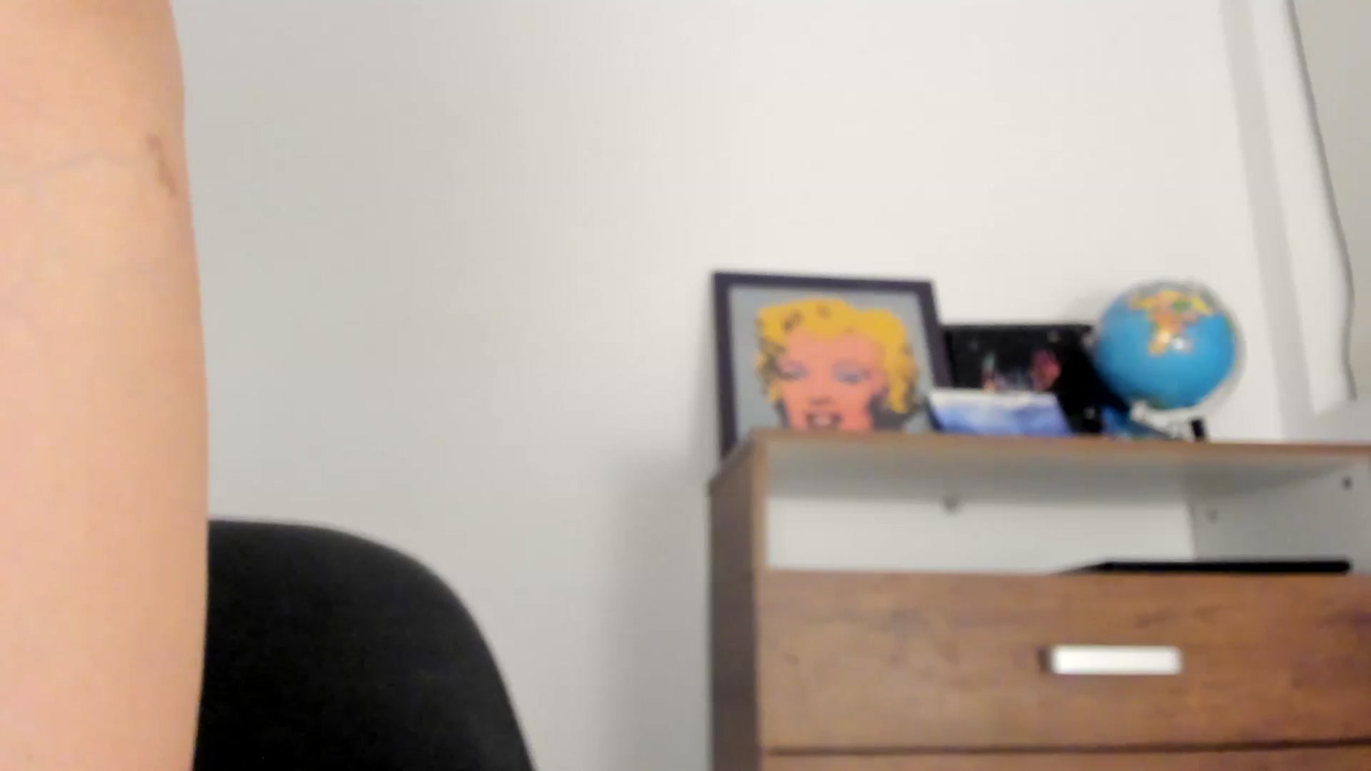 Gallery image thumbnail from Red_Flower203's myfreecams stream on, 10/03/2025, 01:57 image 15 of 20