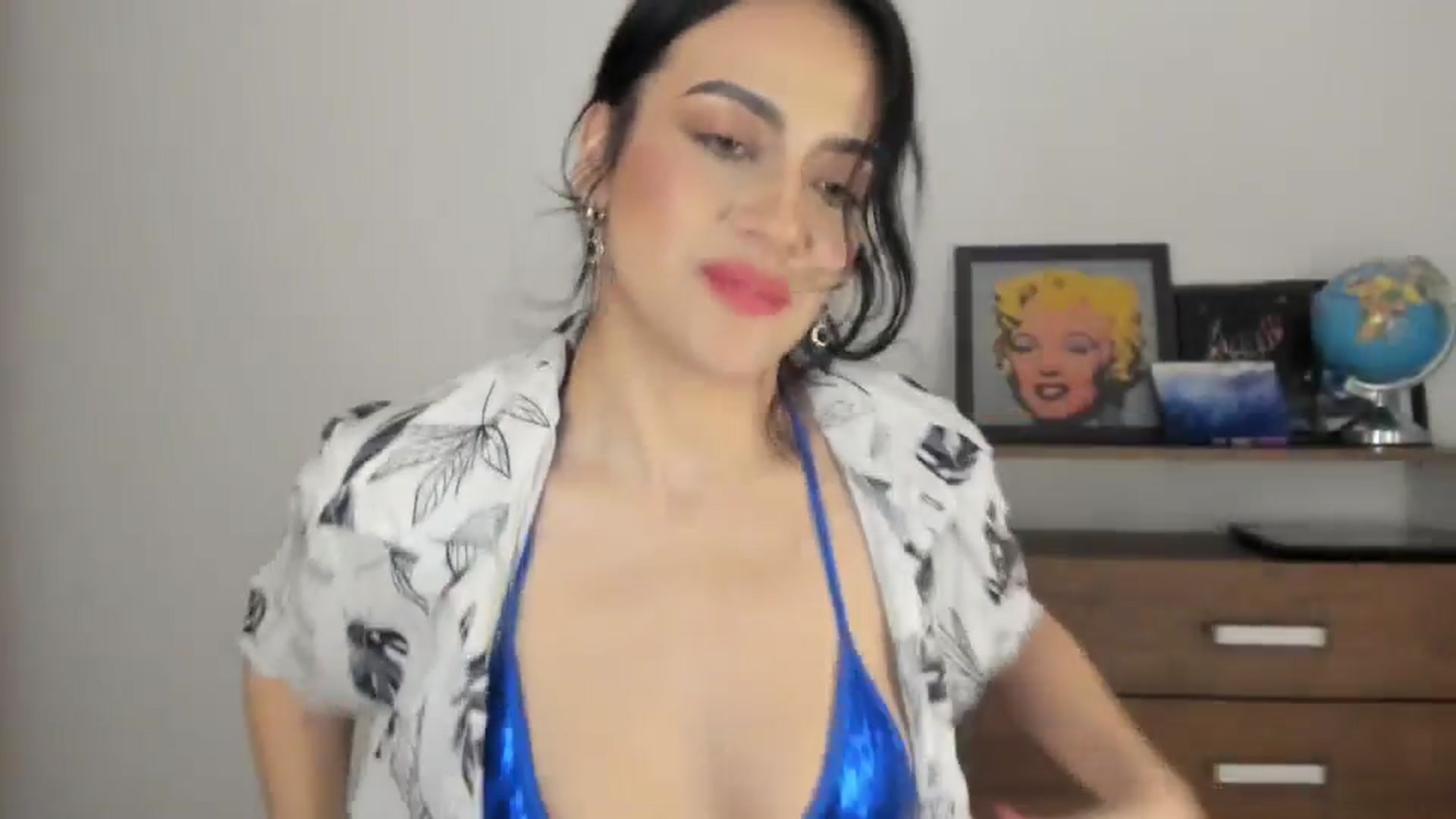 Gallery image thumbnail from Red_Flower203's myfreecams stream on, 10/04/2025, 22:28 image 17 of 20