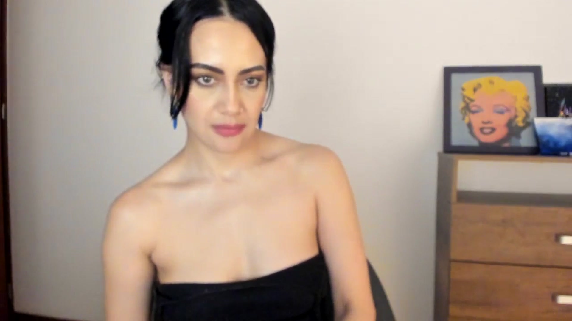 Gallery image thumbnail from Red_Flower203's myfreecams stream on, 10/18/2025, 17:52 image 3 of 20