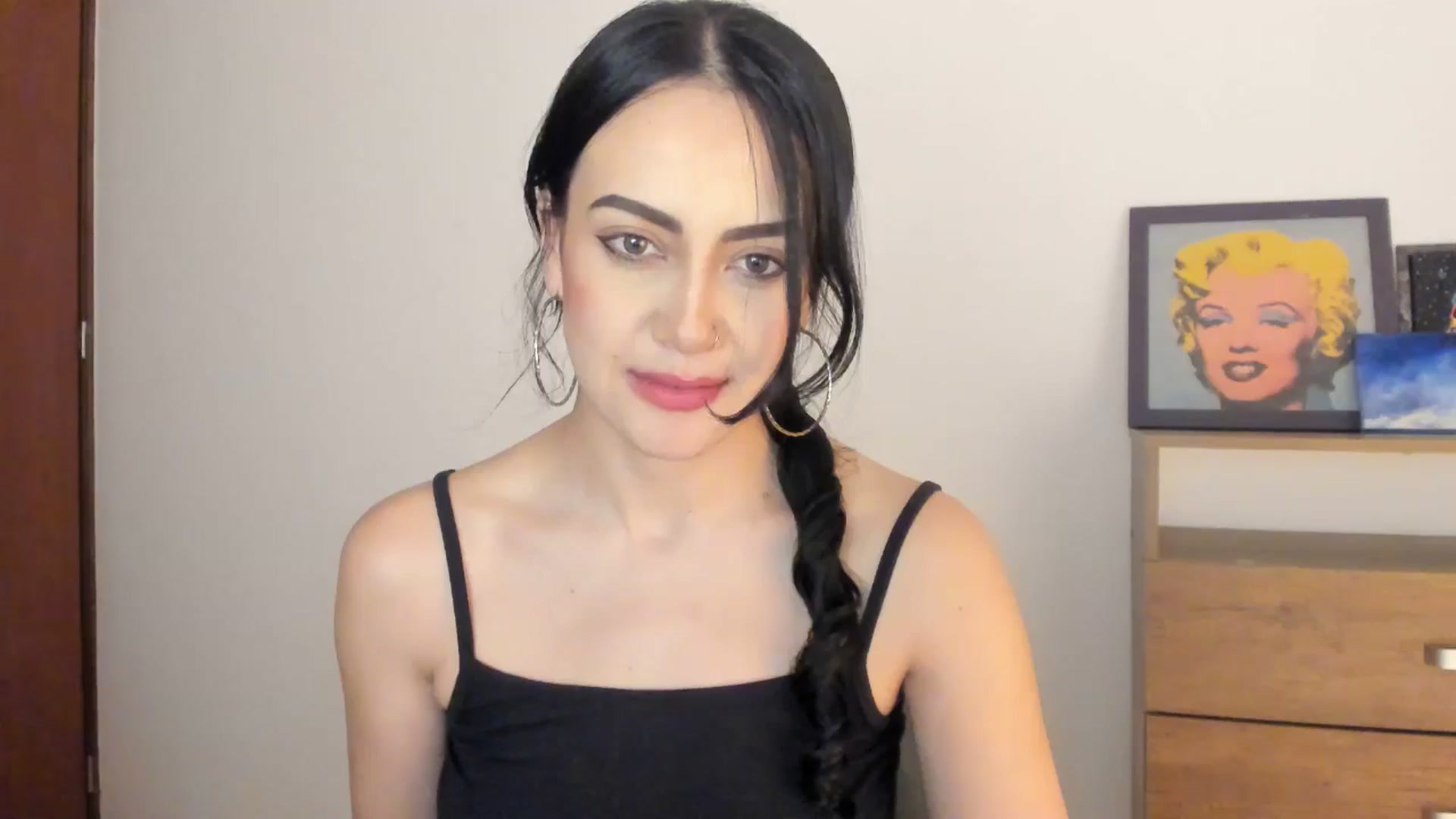 Gallery image thumbnail from Red_Flower203's myfreecams stream on, 10/31/2025, 02:10 image 10 of 20
