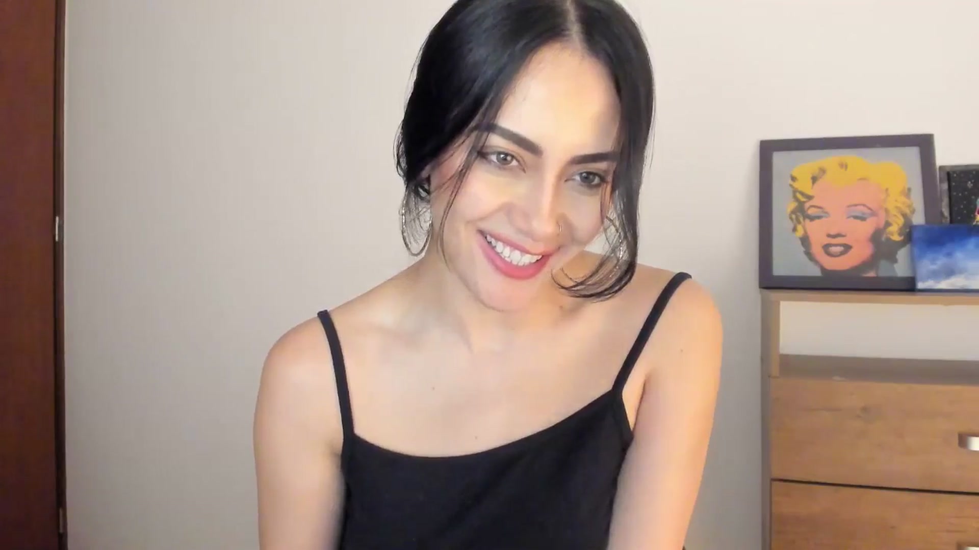 Gallery image thumbnail from Red_Flower203's myfreecams stream on, 10/31/2025, 02:10 image 20 of 20