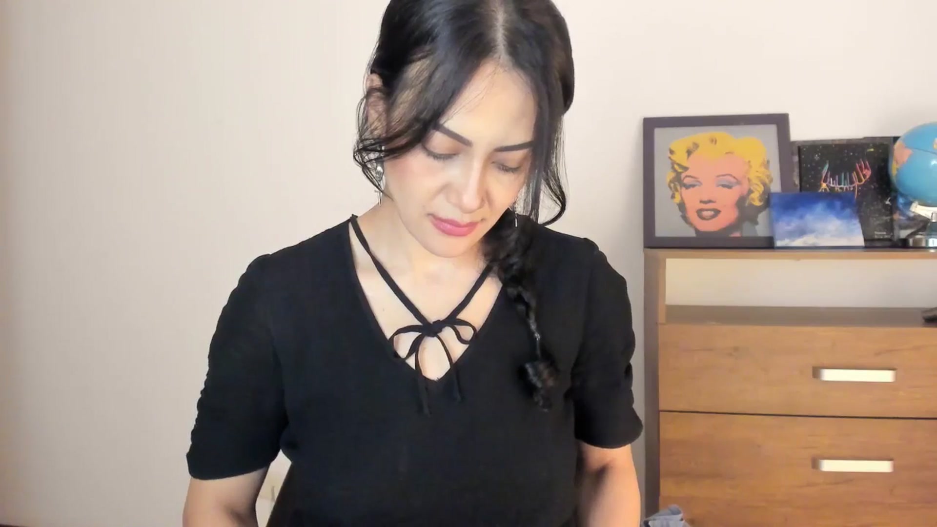 Gallery image thumbnail from Red_Flower203's myfreecams stream on, 11/05/2025, 01:14 image 3 of 20