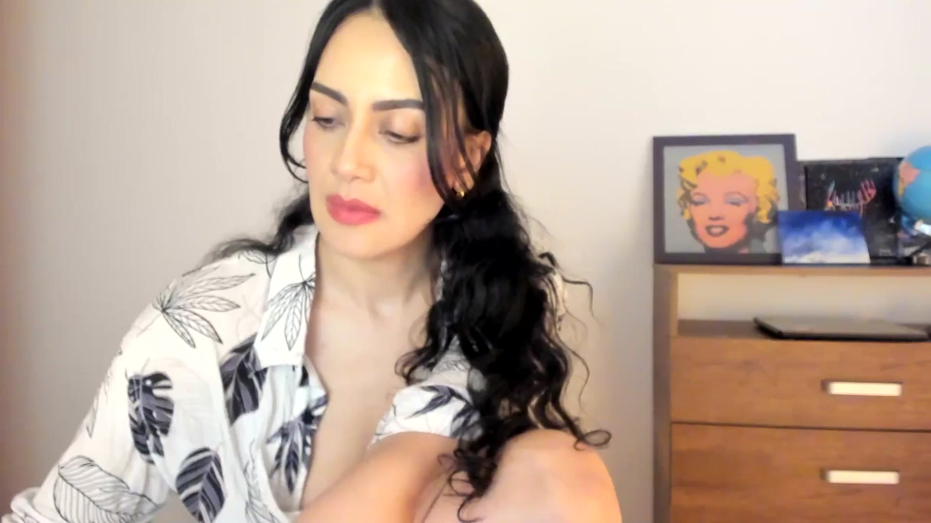 Gallery image thumbnail from Red_Flower203's myfreecams stream on, 11/13/2025, 20:27 image 3 of 20