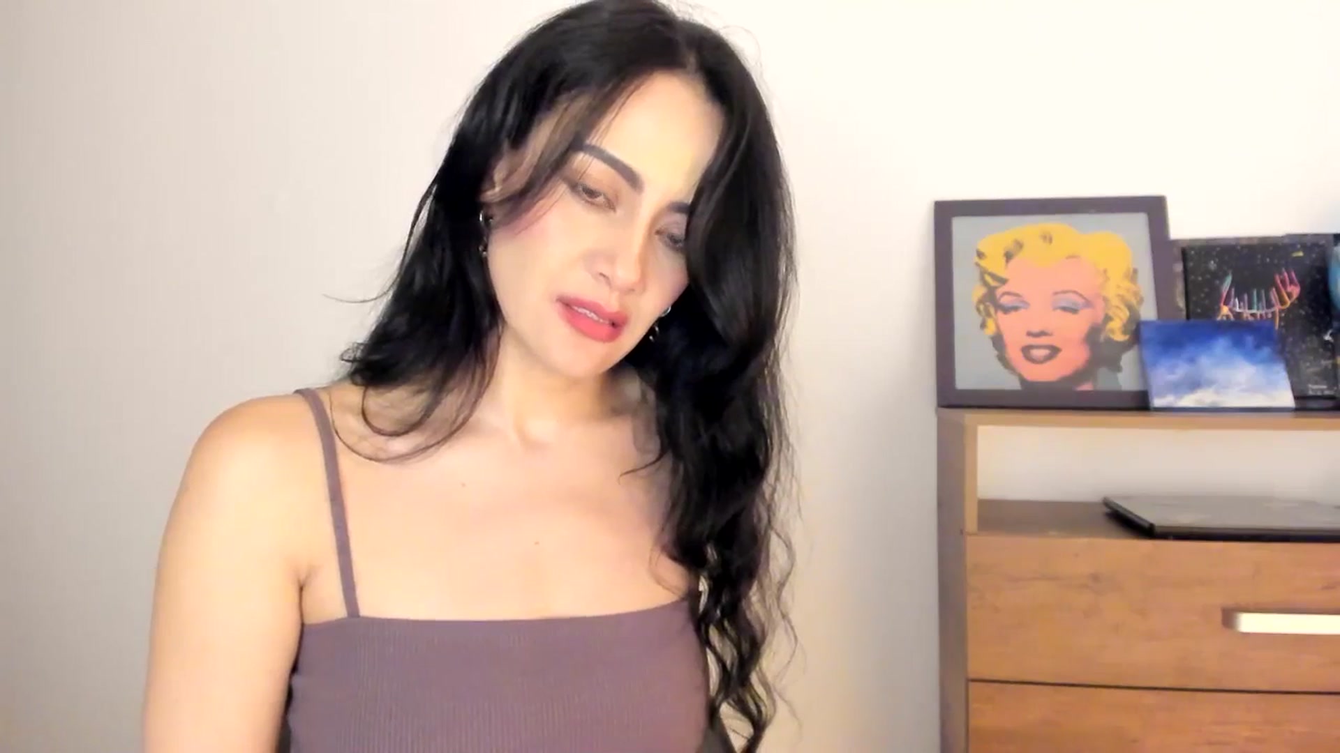 Gallery image thumbnail from Red_Flower203's myfreecams stream on, 11/14/2025, 21:14 image 18 of 20