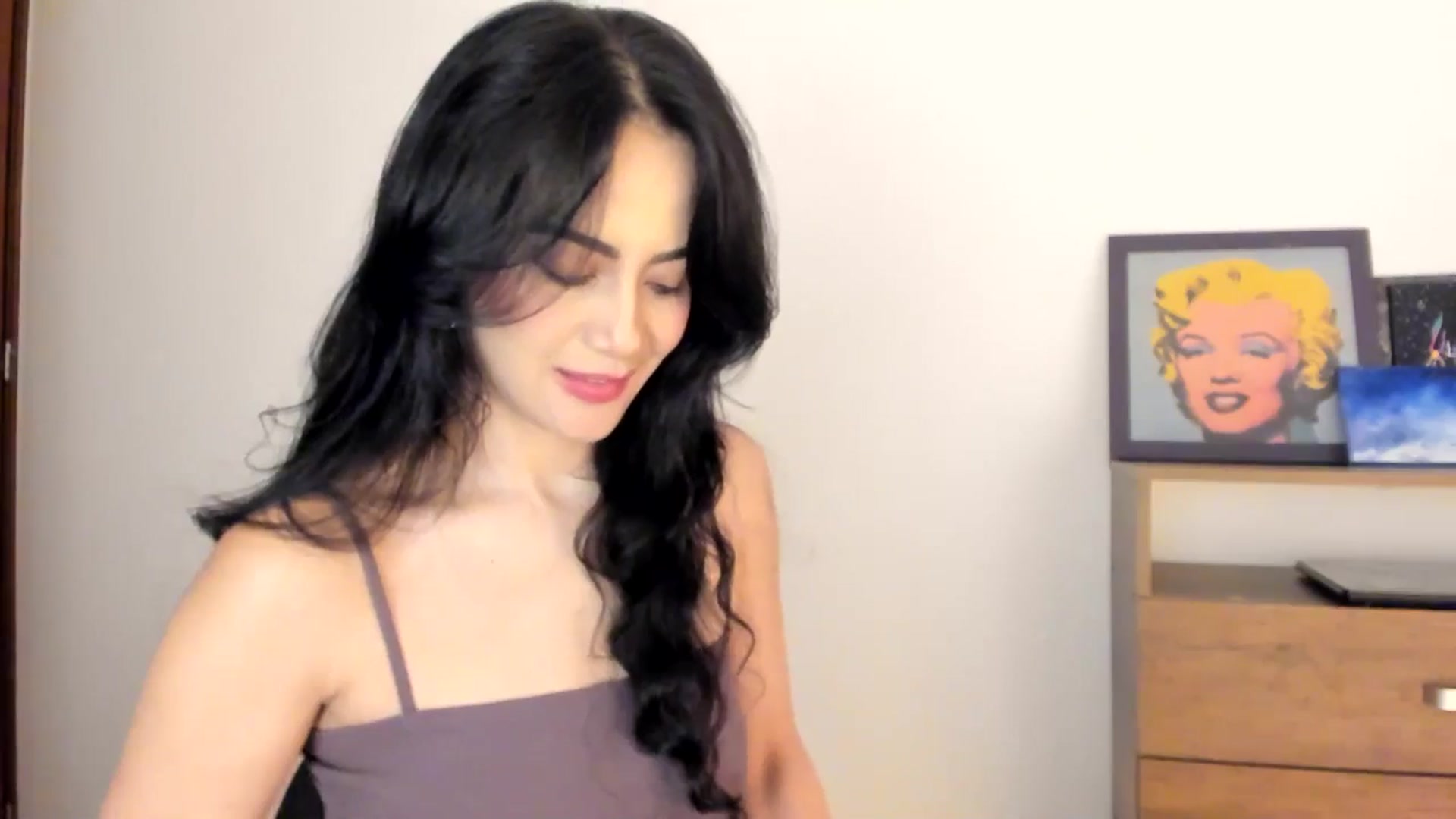 Gallery image thumbnail from Red_Flower203's myfreecams stream on, 11/14/2025, 21:14 image 7 of 20