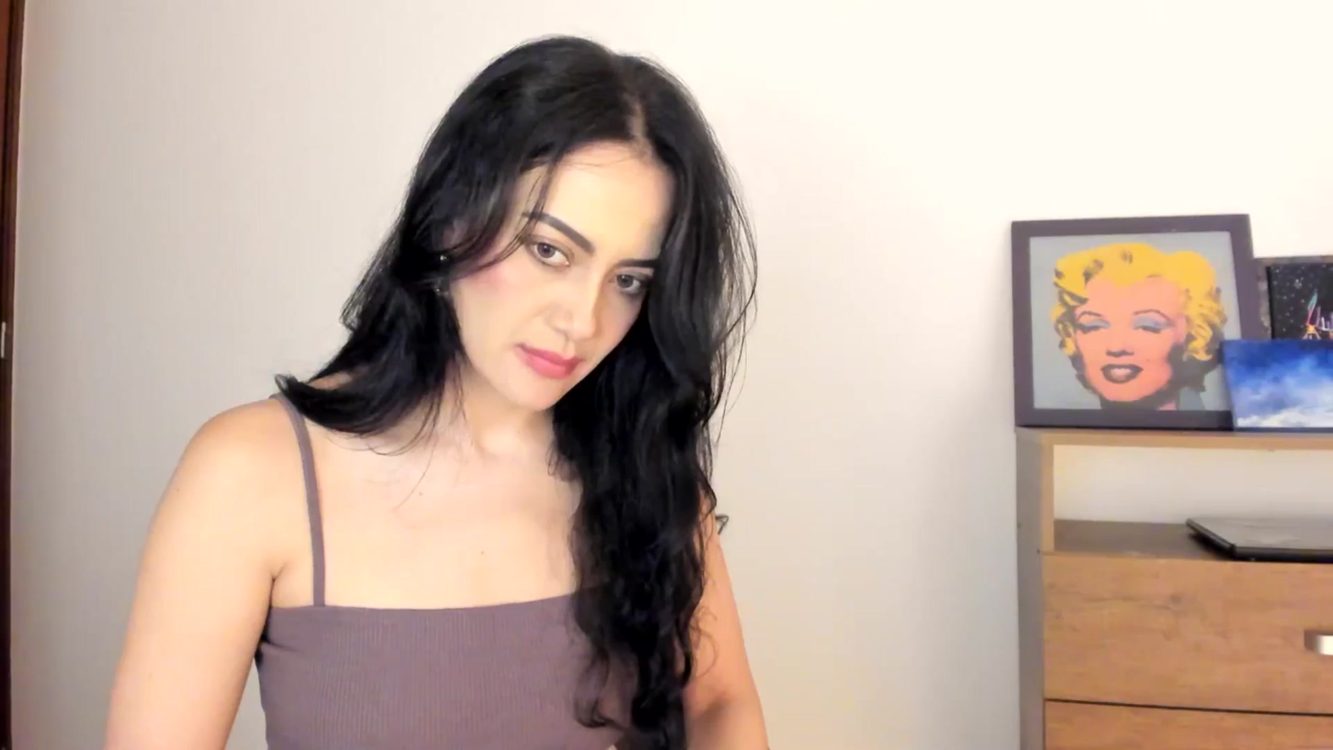 Gallery image thumbnail from Red_Flower203's myfreecams stream on, 11/14/2025, 21:14 image 8 of 20